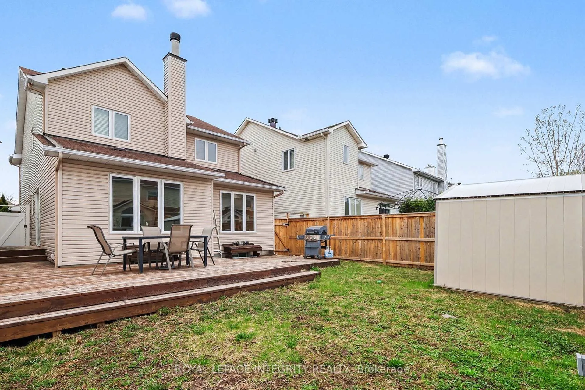 Photo 33 of 2103 Gardenway Drive, Ottawa, Fallingbrook/Gardenway South — HOMEH