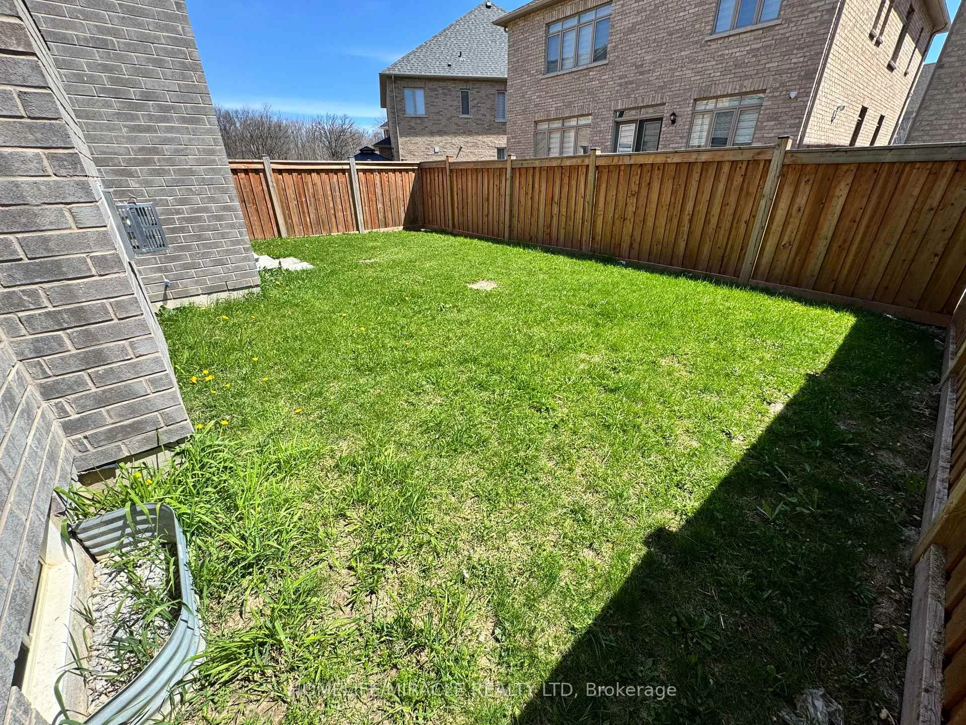Photo 23 of 50 O'conner Crescent, Brampton, Bram East — HOMEH