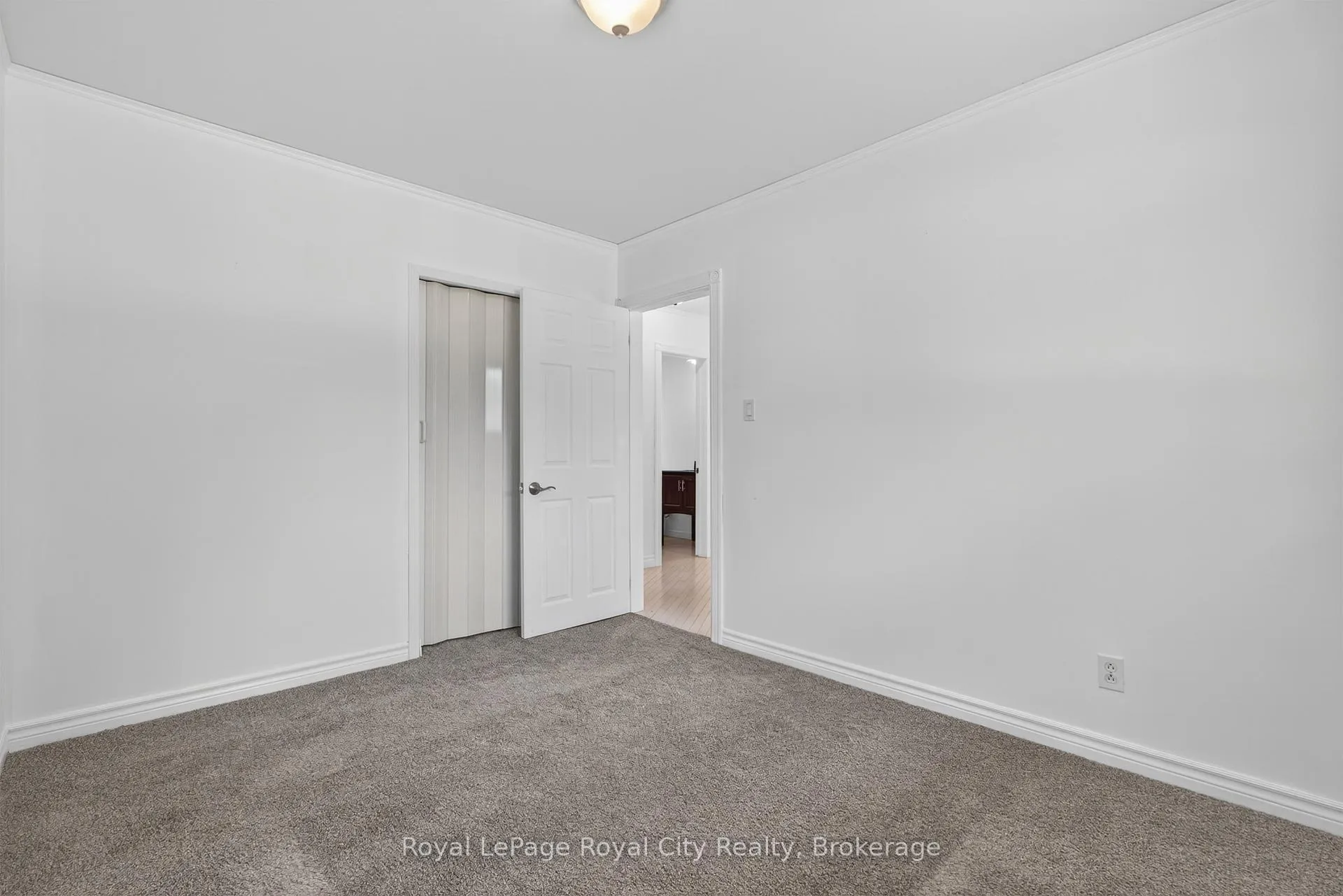 Photo 18 of 68 Sunset Boulevard, Cambridge, Blair Road — HOMEH