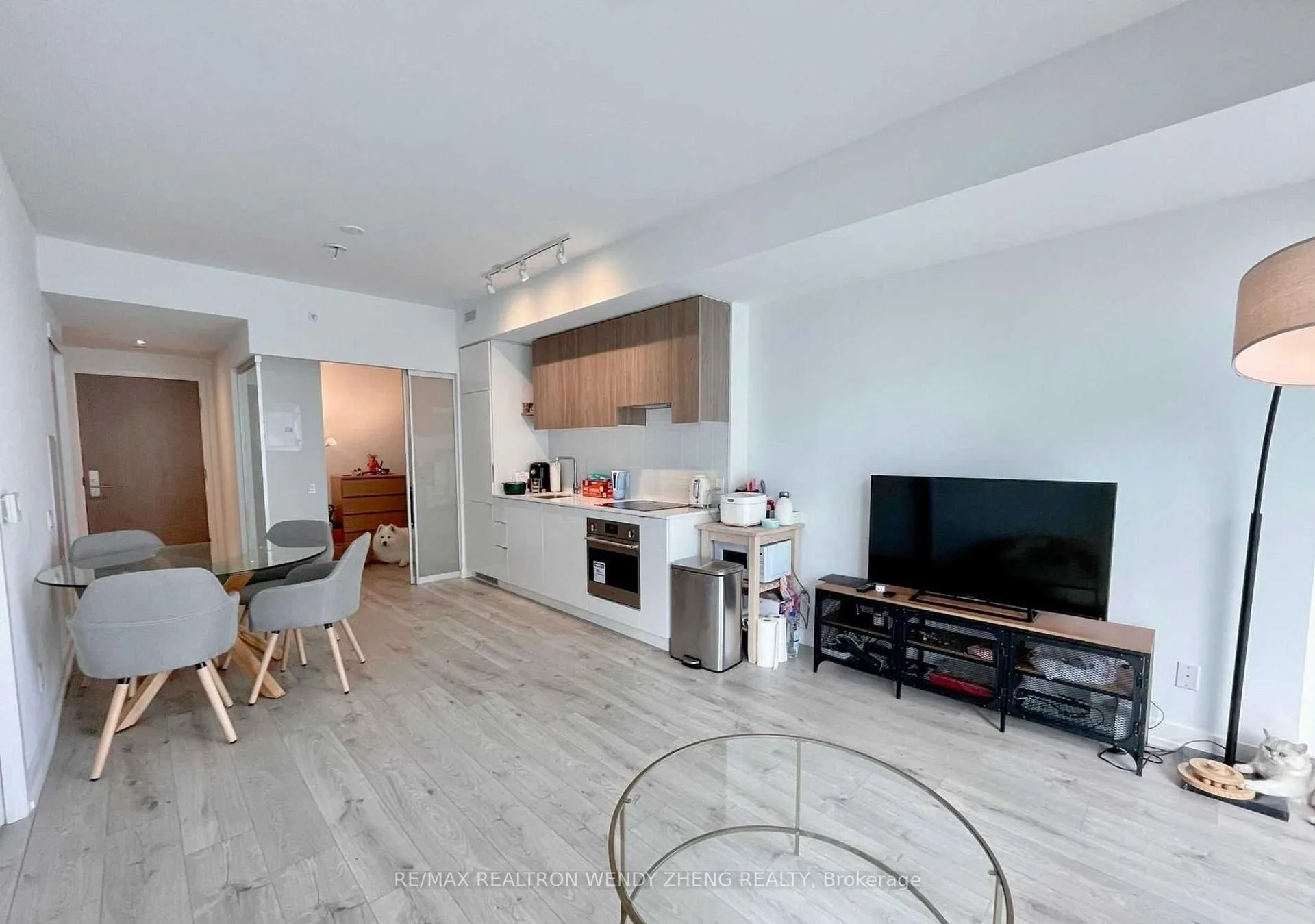 Photo 6 of Unit 1207, 161 Roehampton Avenue, Toronto, Mount Pleasant West — HOMEH