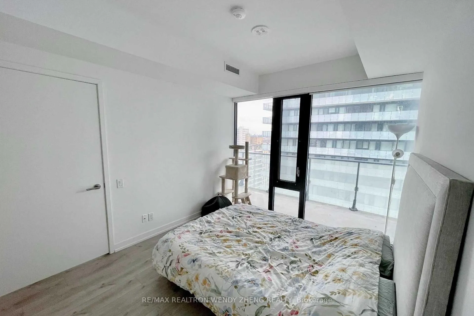 Photo 7 of Unit 1207, 161 Roehampton Avenue, Toronto, Mount Pleasant West — HOMEH
