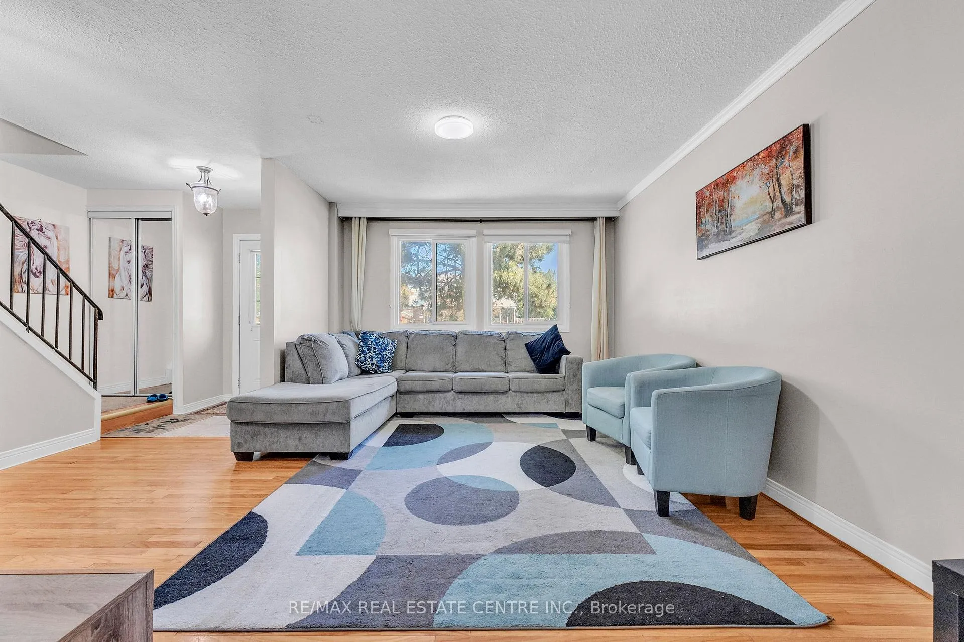 Photo 5 of Unit 102, 105 Hansen Road N, Brampton, Madoc — HOMEH