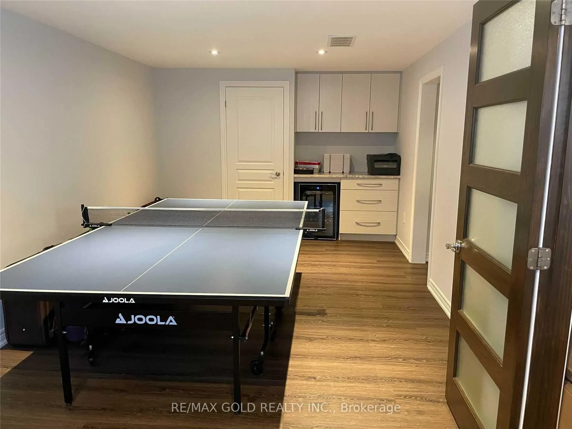 Photo 8 of 2323 Orchard Road, Burlington, Orchard — HOMEH