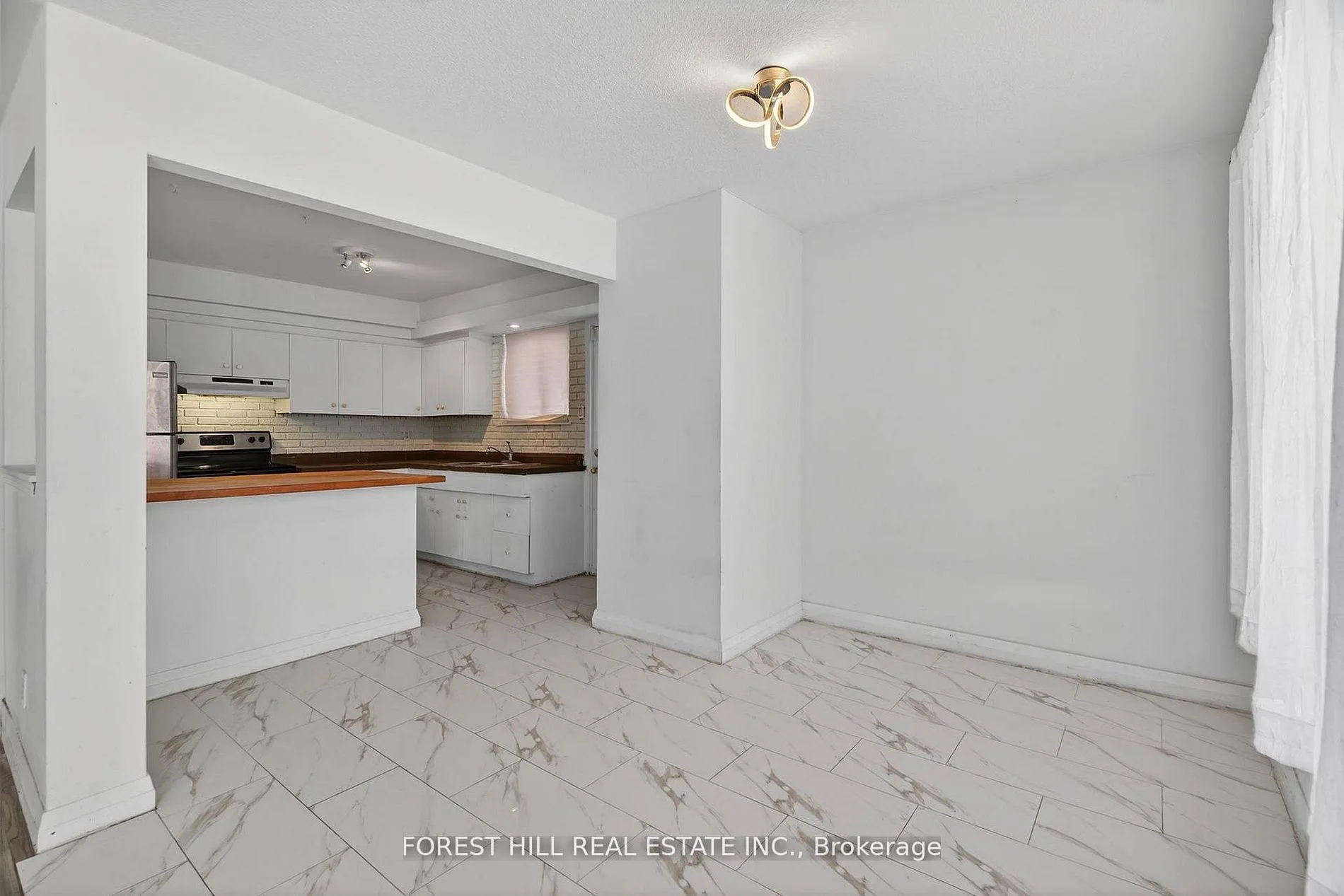Photo 9 of 21 Caulfield Road, Etobicoke, Elms-Old Rexdale — HOMEH