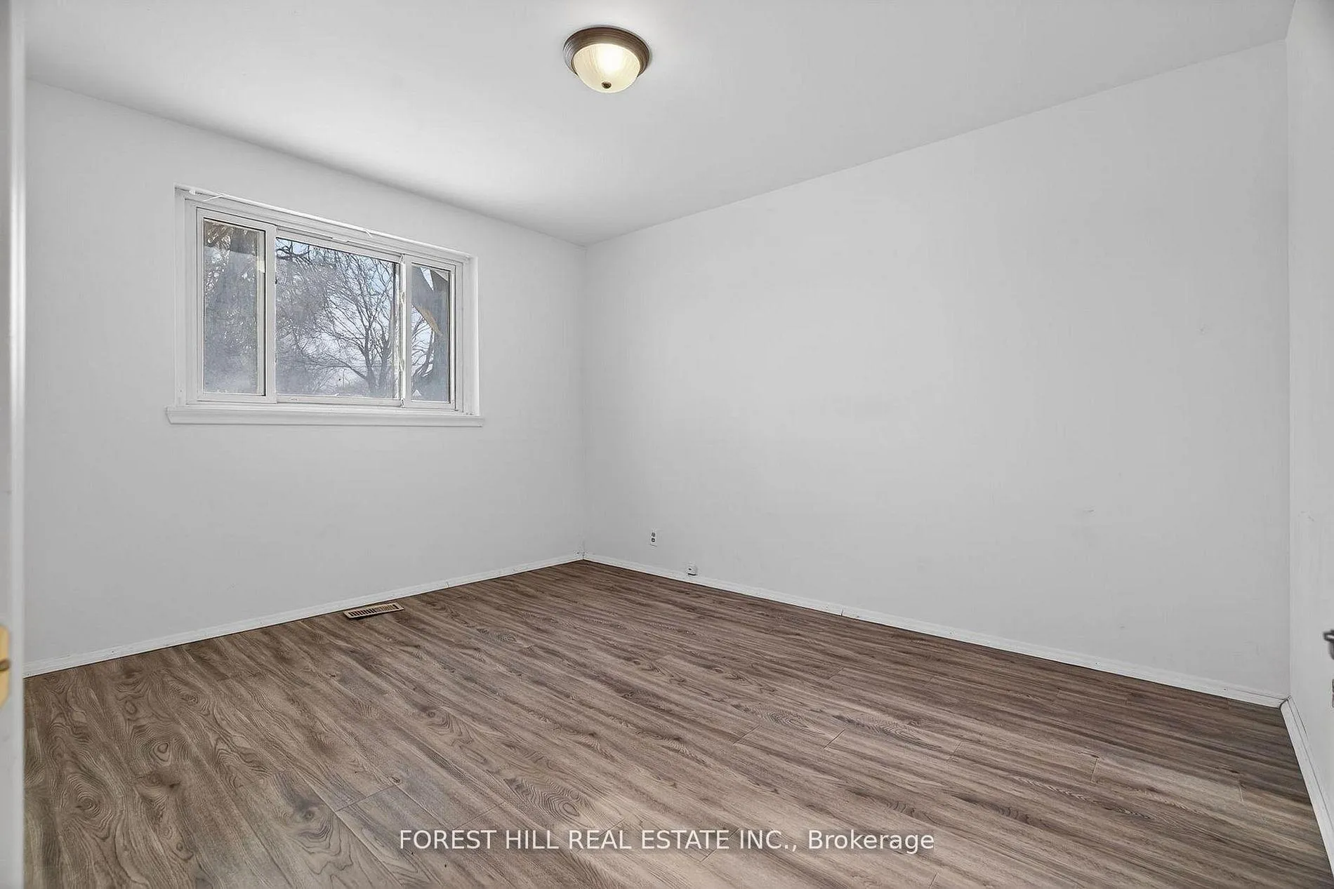 Photo 14 of 21 Caulfield Road, Etobicoke, Elms-Old Rexdale — HOMEH
