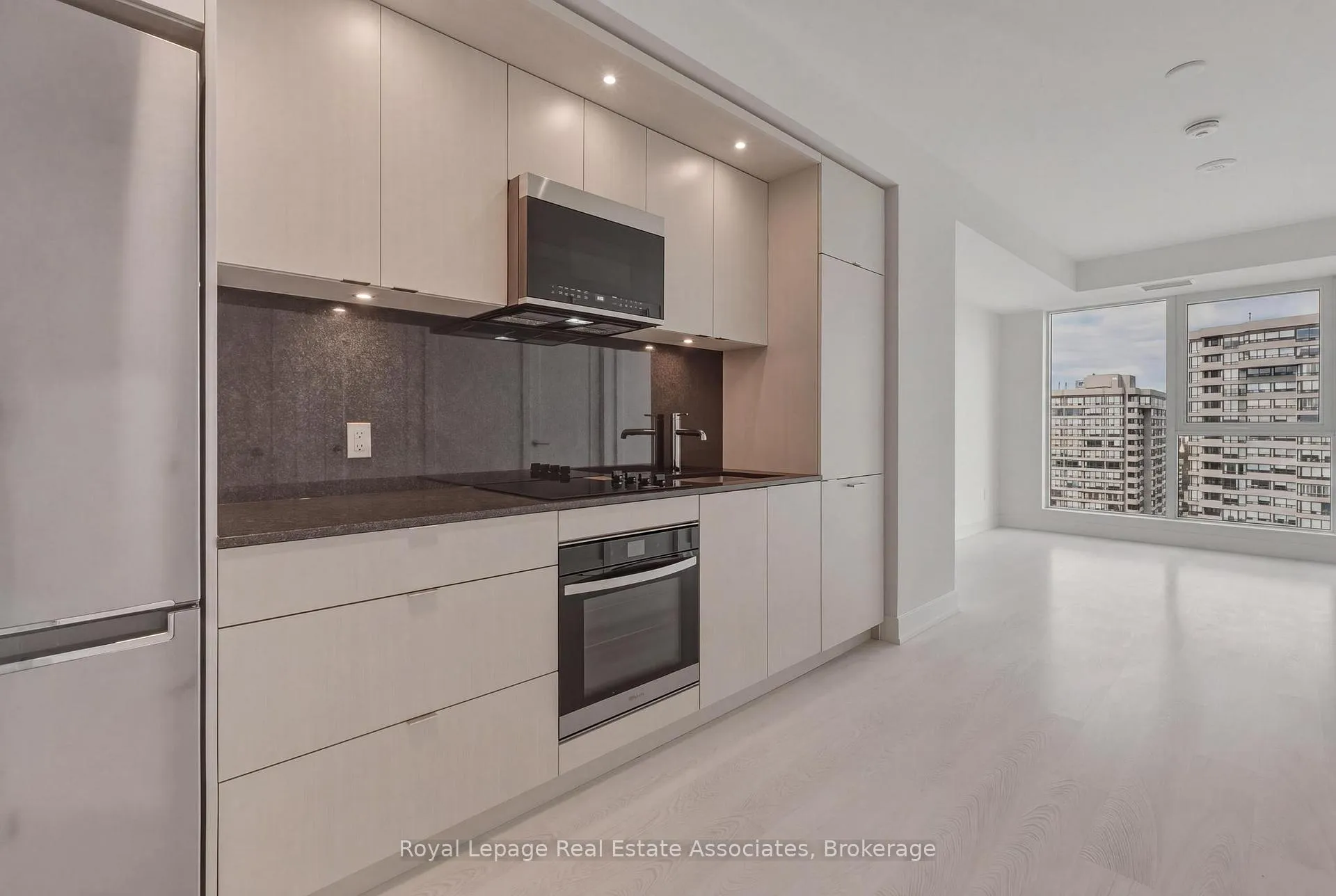 Photo 2 of Unit 1914, 25 Cordova Avenue, Etobicoke, Islington-City Centre West — HOMEH