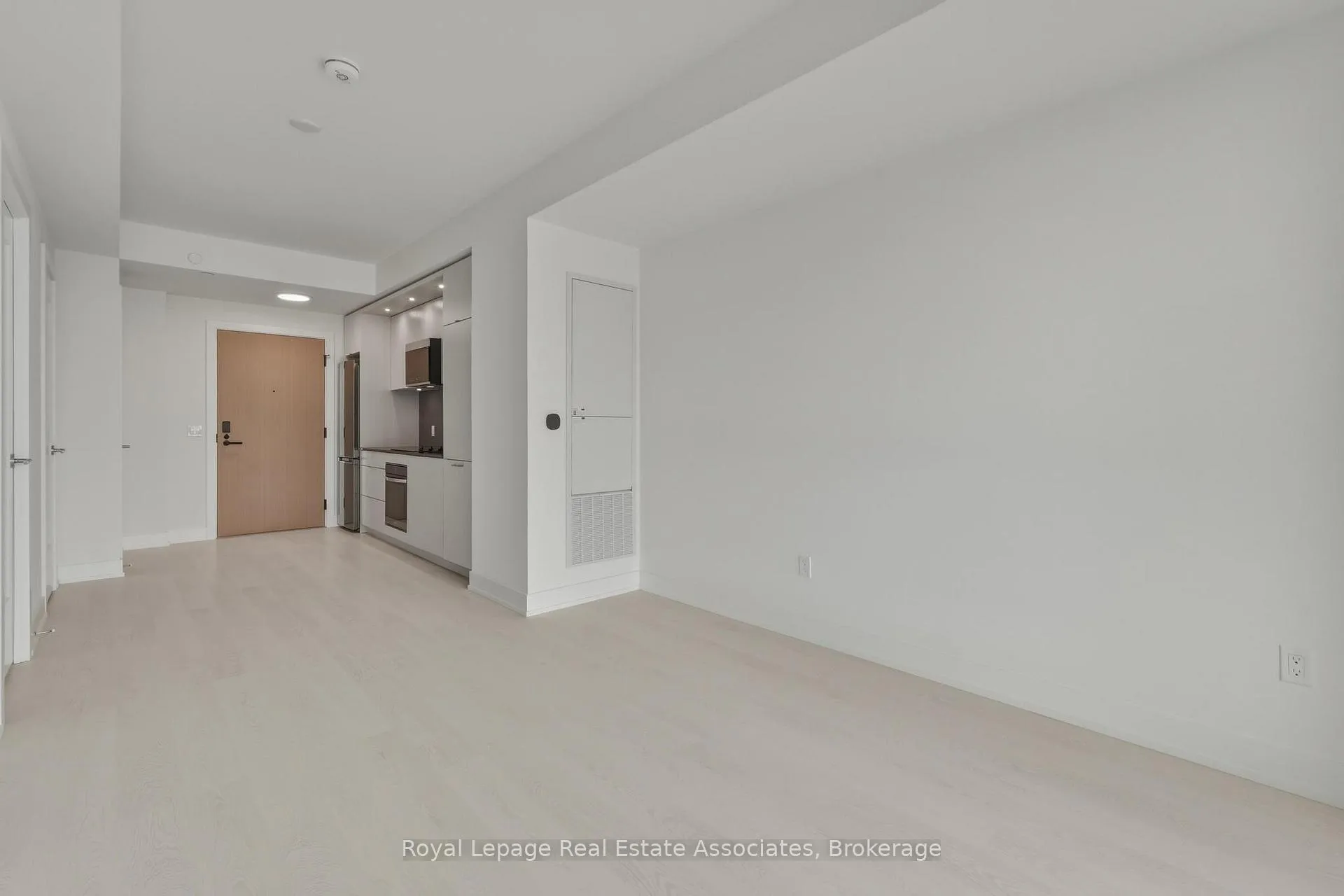 Photo 9 of Unit 1914, 25 Cordova Avenue, Etobicoke, Islington-City Centre West — HOMEH