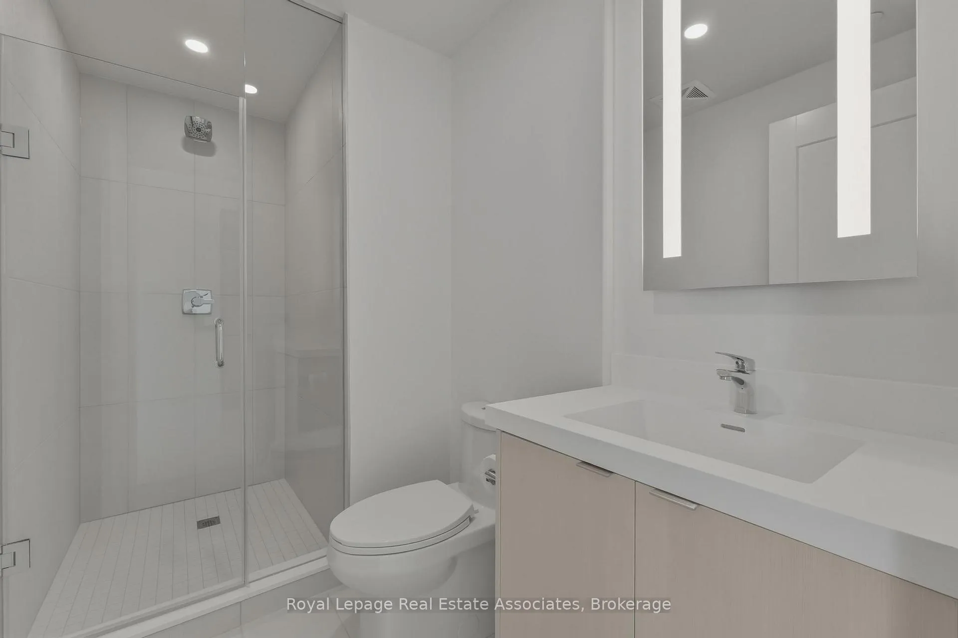 Photo 14 of Unit 1914, 25 Cordova Avenue, Etobicoke, Islington-City Centre West — HOMEH