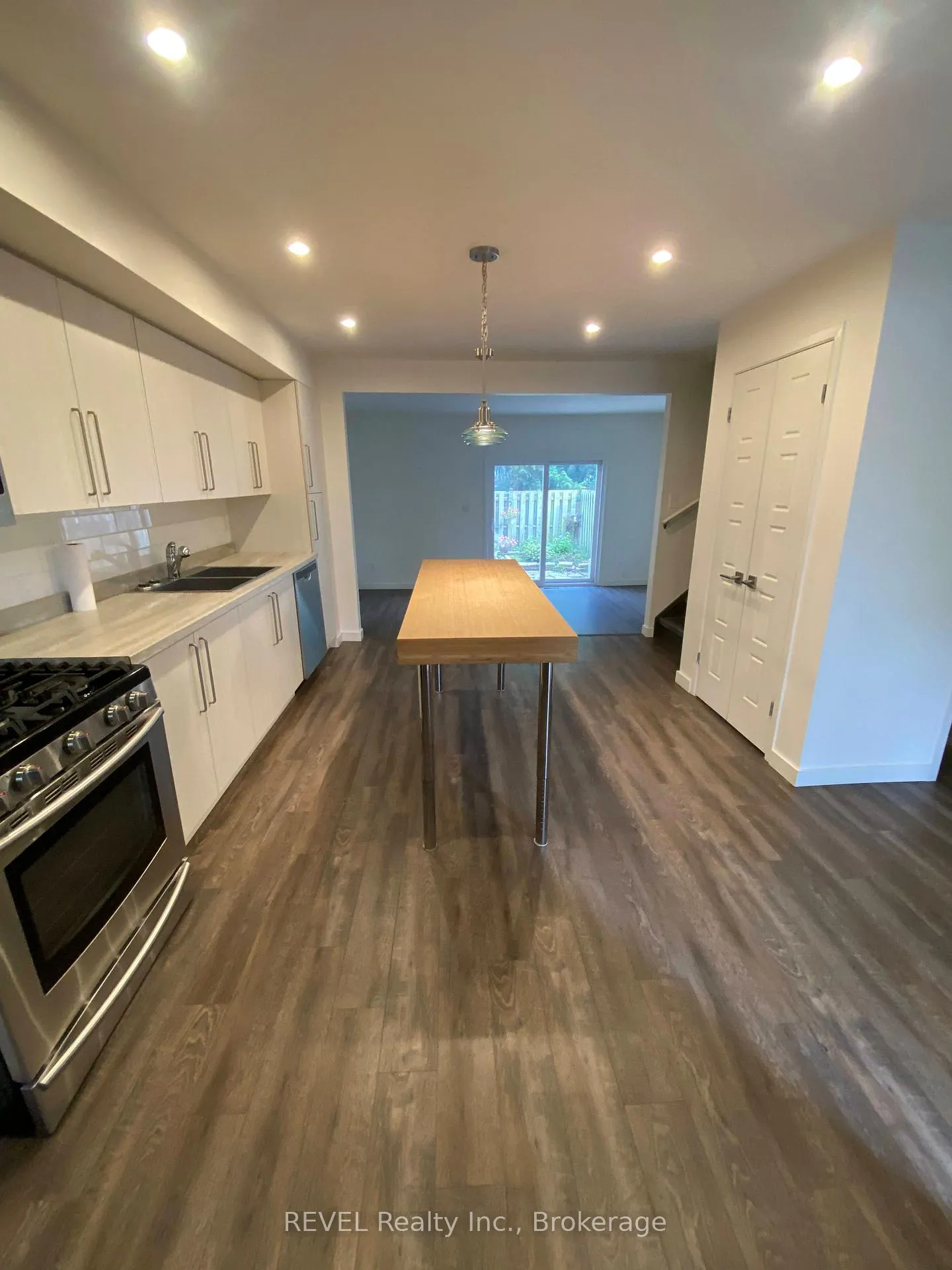 Photo 1 of Unit 22, 5815 Swayze Drive, Niagara Falls, Church's Lane — HOMEH