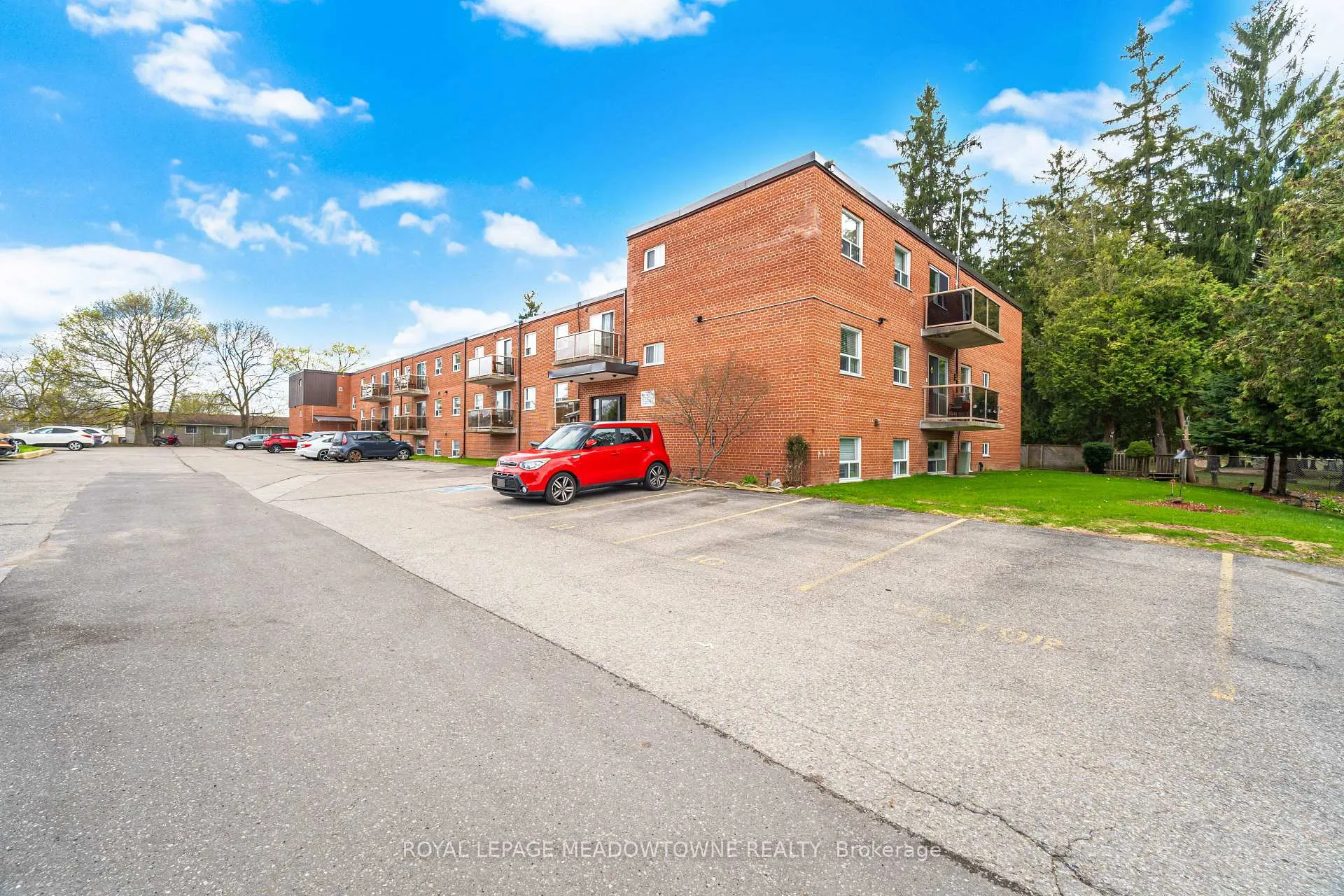 Front of Unit 205, 24 Ransom Street