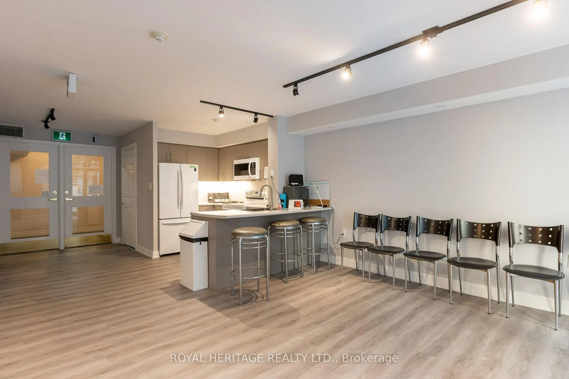 Photo 28 of Unit 211, 188 Redpath Avenue, Toronto, Mount Pleasant West — HOMEH