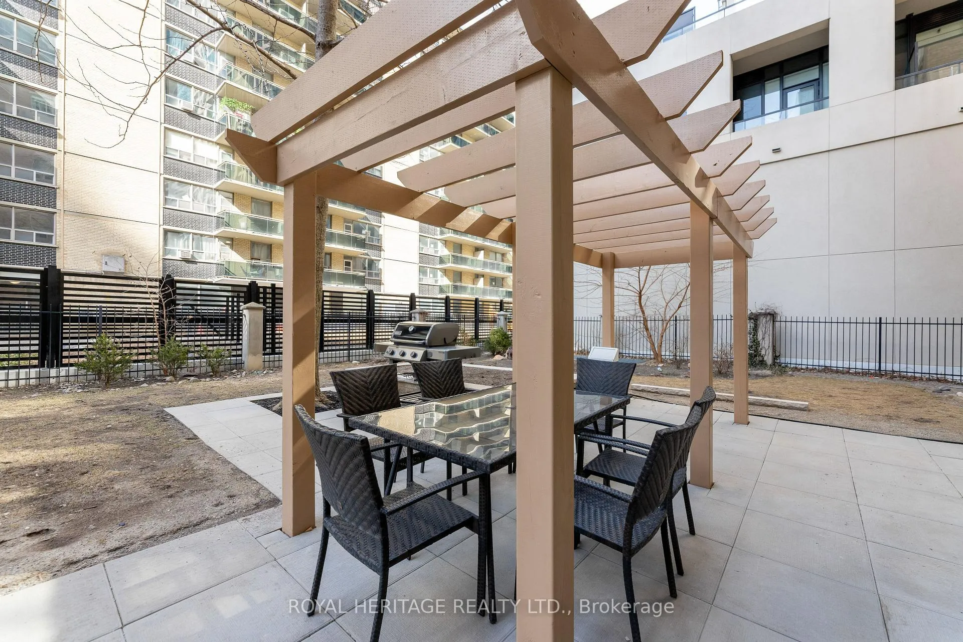 Photo 29 of Unit 211, 188 Redpath Avenue, Toronto, Mount Pleasant West — HOMEH