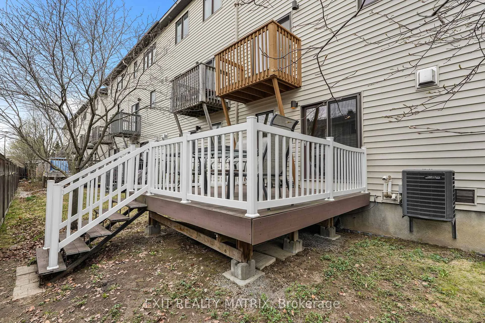 Photo 30 of 111 Brilia Private, Ottawa, Beacon Hill South — HOMEH