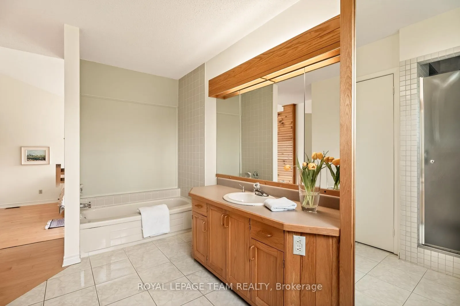 Photo 24 of 3124 Quesnel Drive, Ottawa, Mooneys Bay/Revelstoke — HOMEH