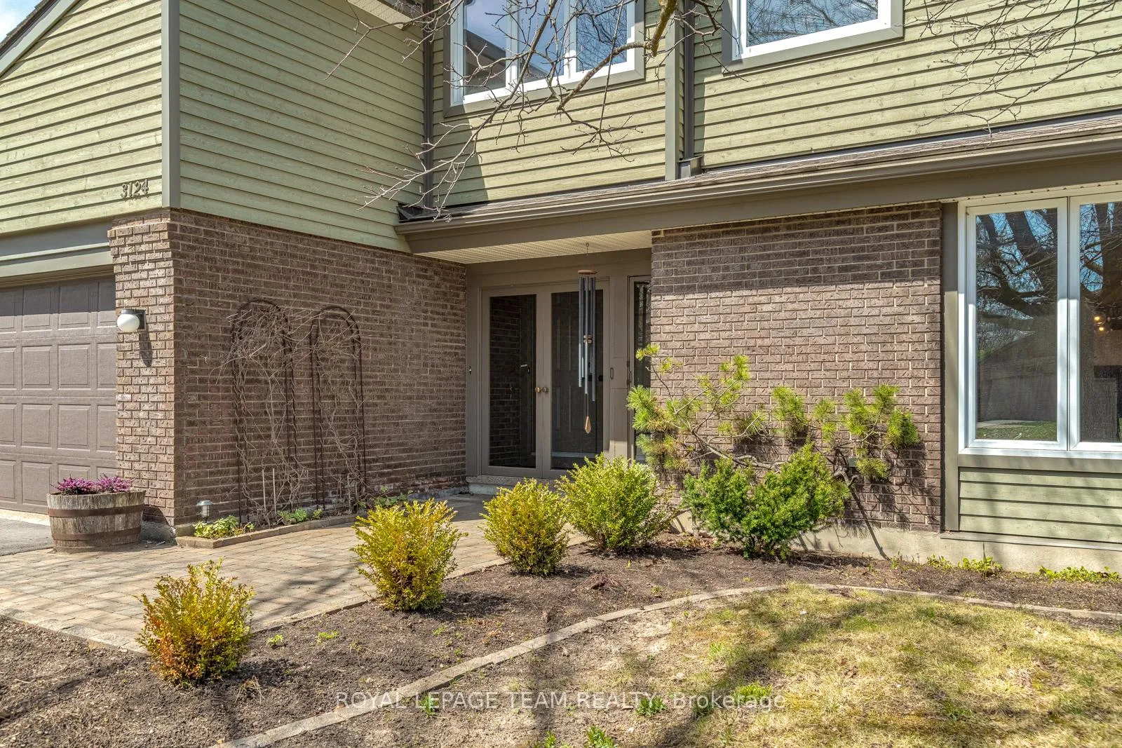 Photo 35 of 3124 Quesnel Drive, Ottawa, Mooneys Bay/Revelstoke — HOMEH