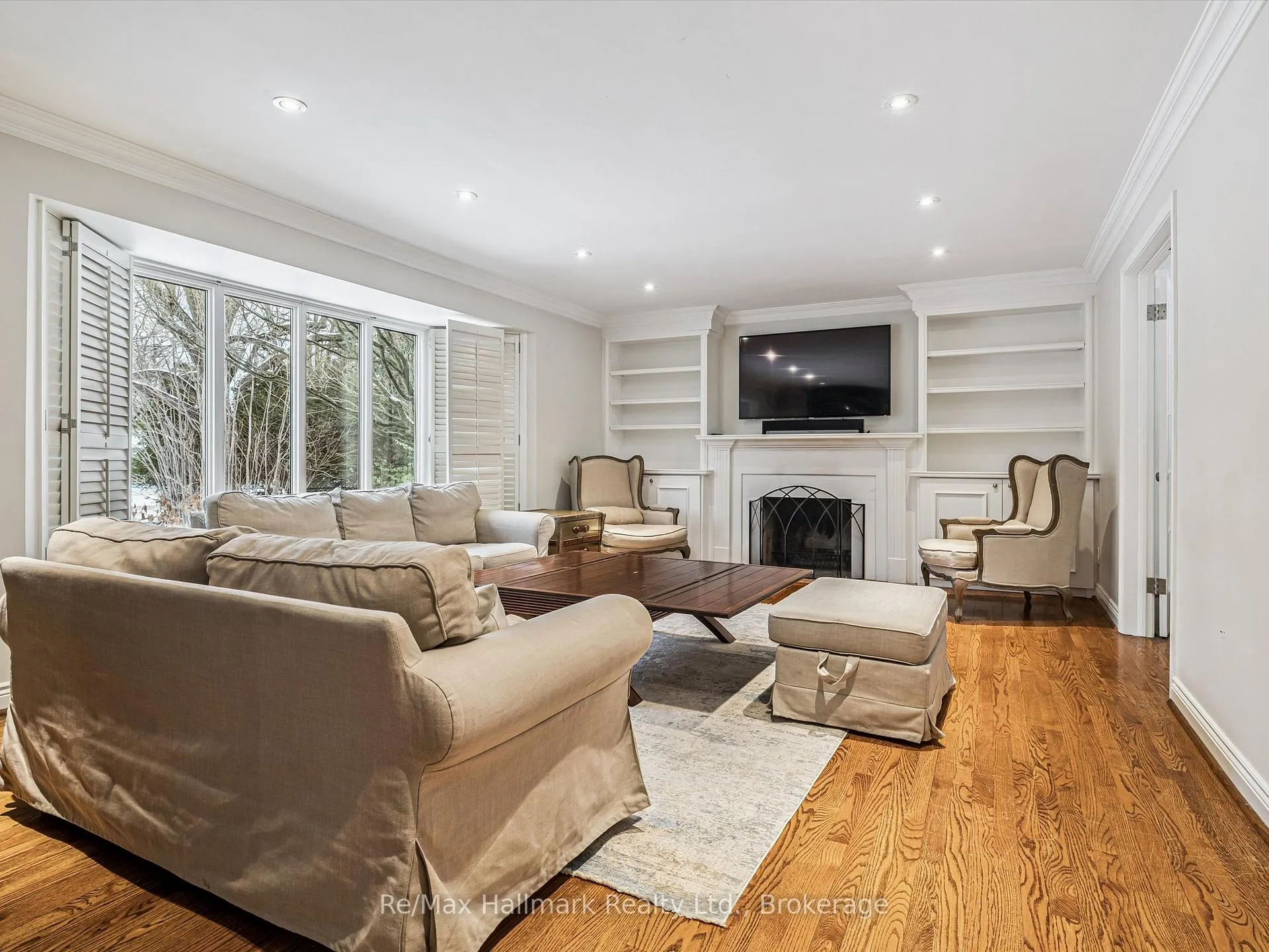 Photo 3 of 1188 Carey Road, Oakville, Morrison — HOMEH