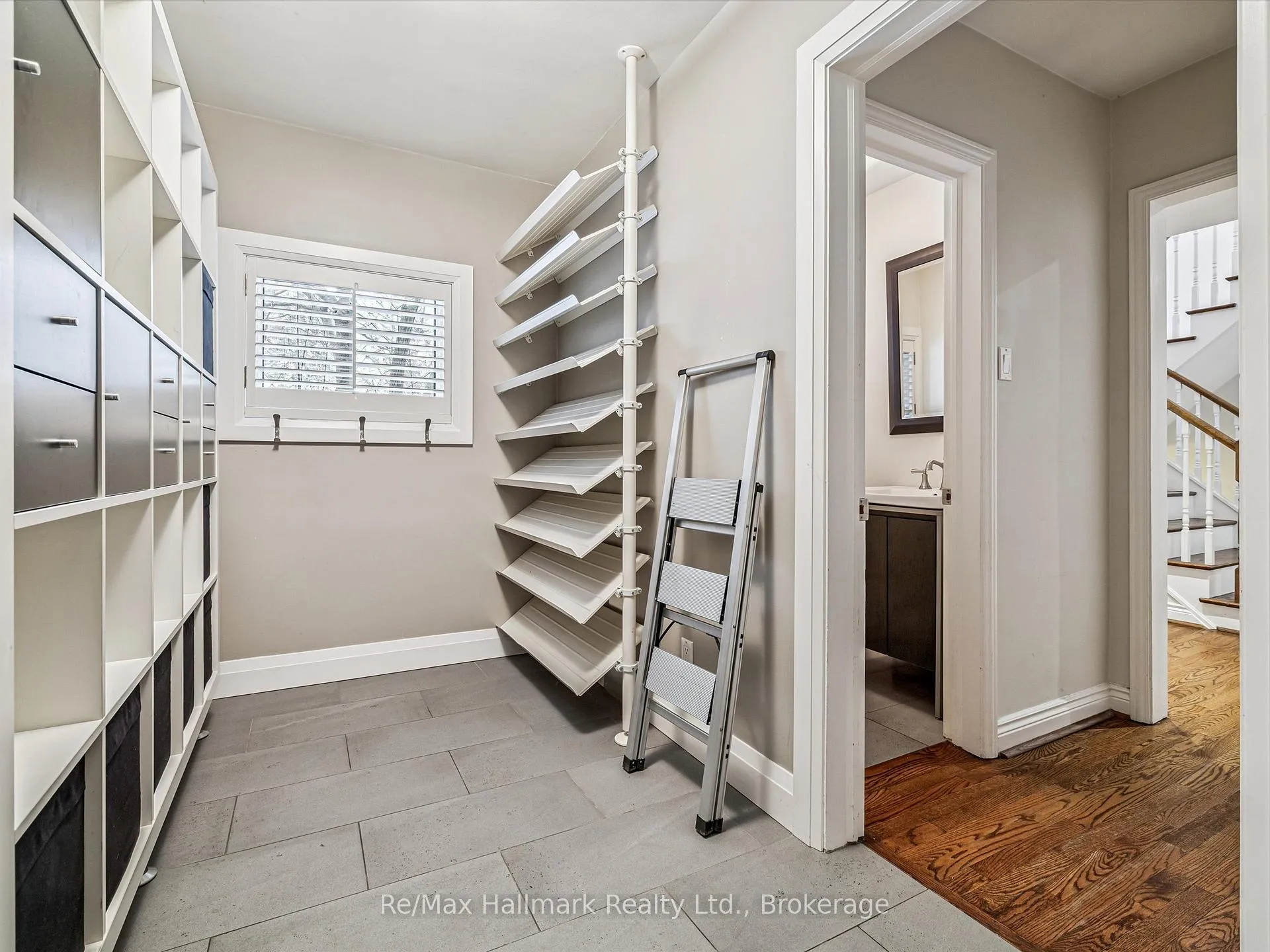 Photo 14 of 1188 Carey Road, Oakville, Morrison — HOMEH