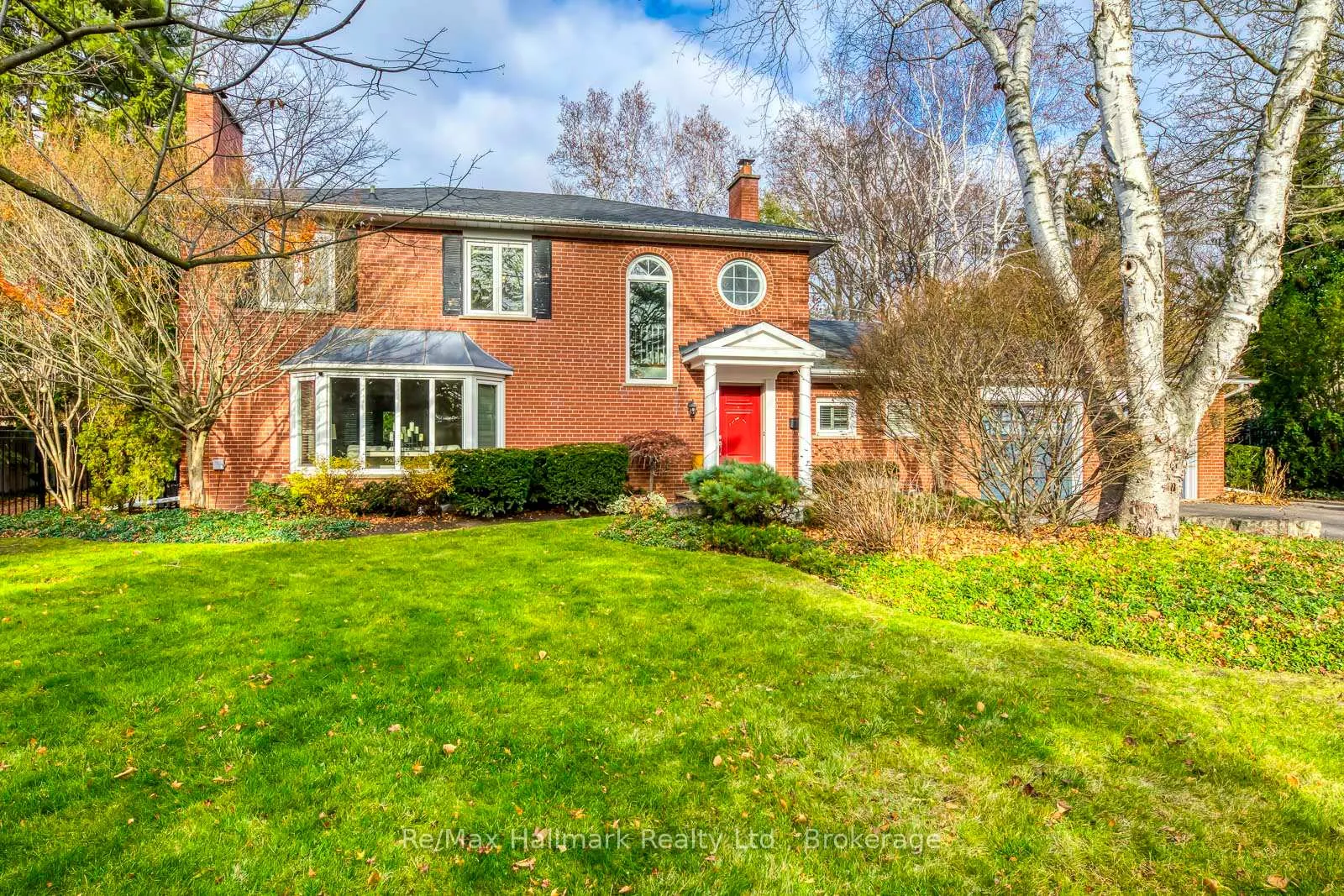Photo 32 of 1188 Carey Road, Oakville, Morrison — HOMEH