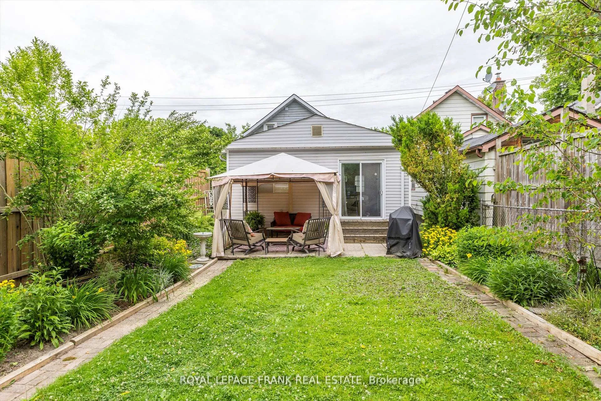 Photo 29 of 715 Chamberlain Street, Peterborough, Otonabee Ward 1 — HOMEH