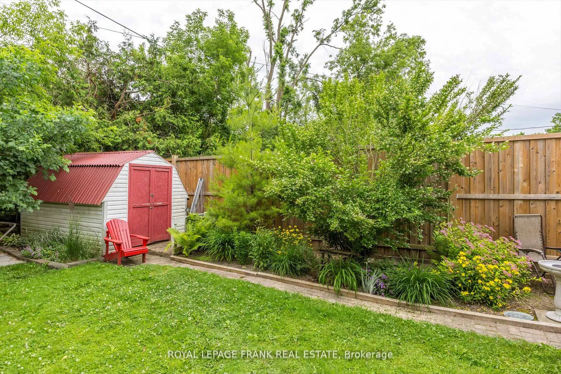 Photo 31 of 715 Chamberlain Street, Peterborough, Otonabee Ward 1 — HOMEH