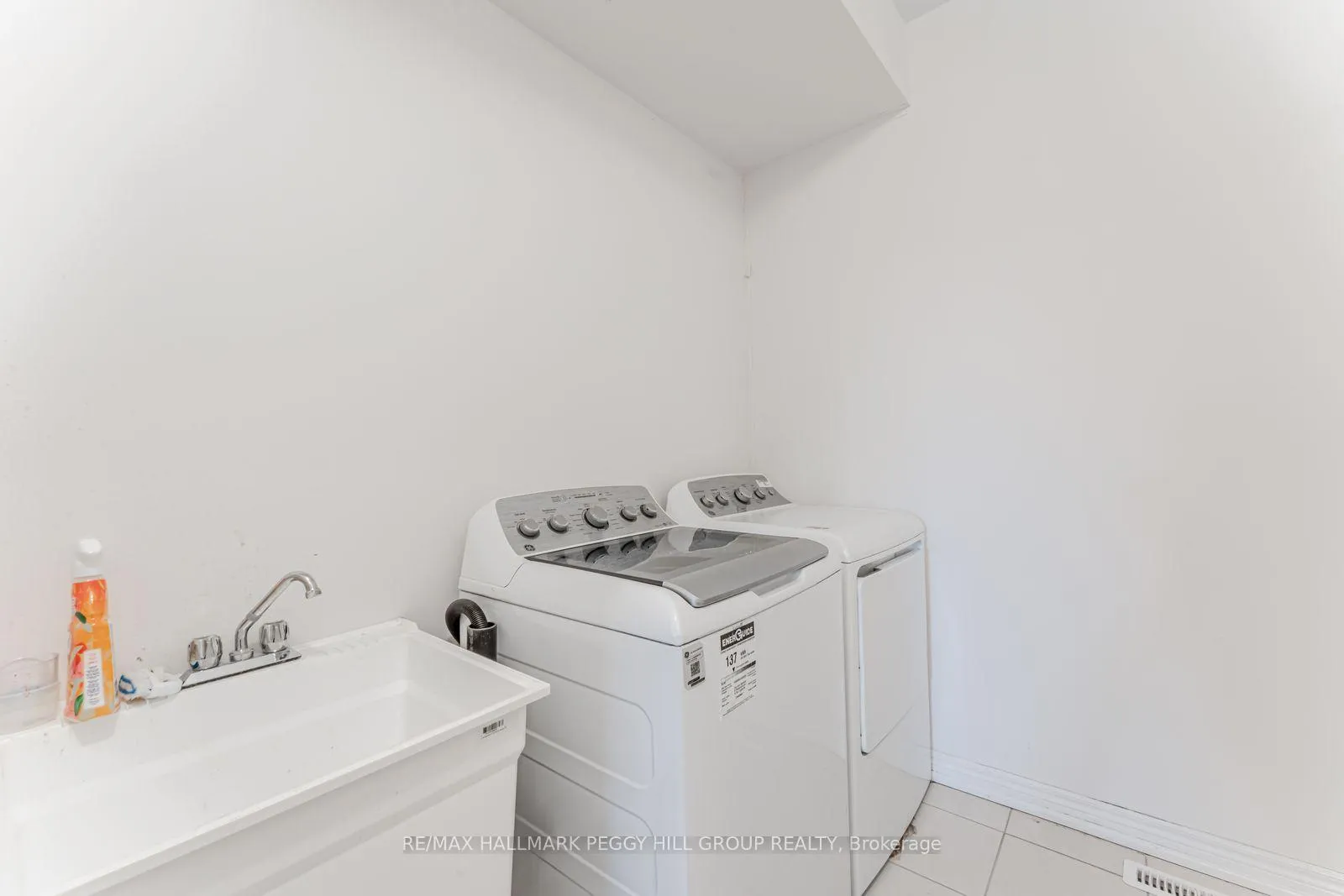 Photo 6 of 17 Baycroft Boulevard, Essa, Angus — HOMEH