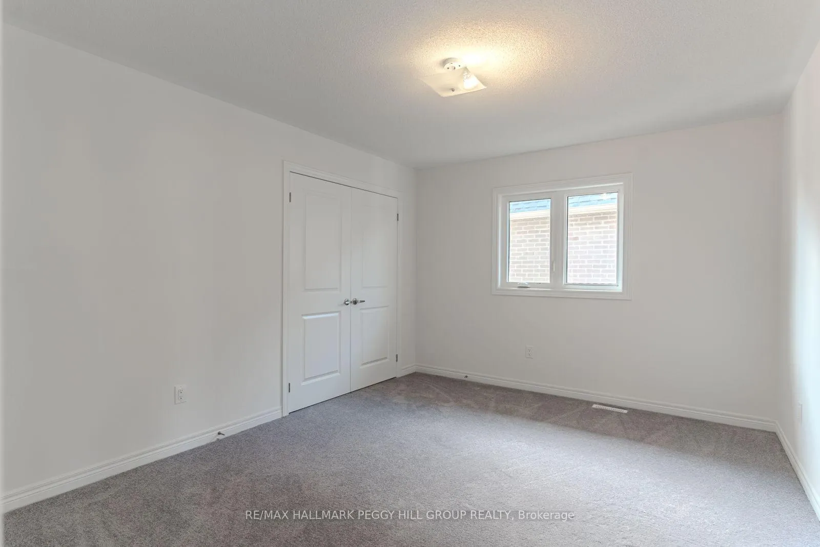 Photo 11 of 17 Baycroft Boulevard, Essa, Angus — HOMEH