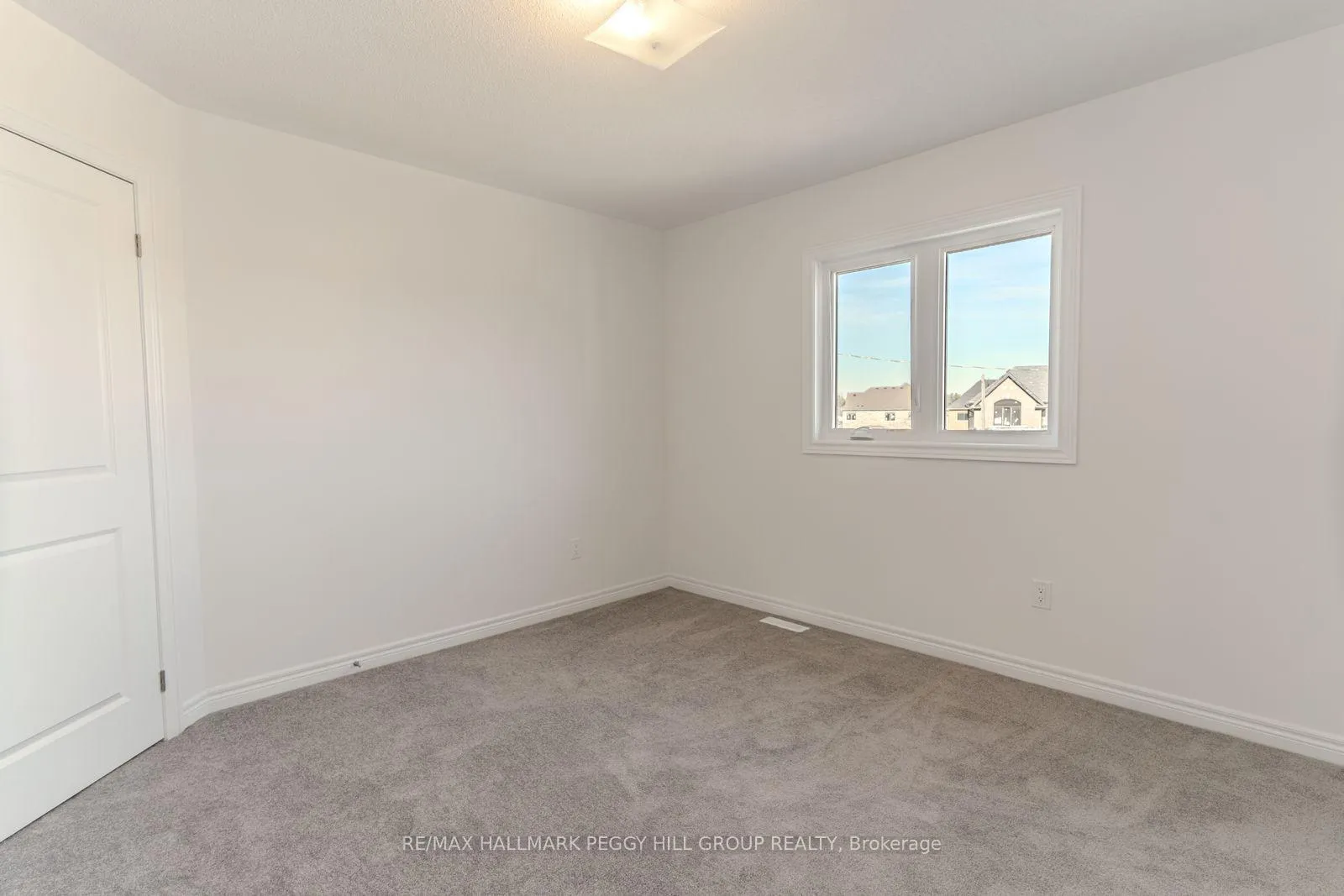 Photo 12 of 17 Baycroft Boulevard, Essa, Angus — HOMEH