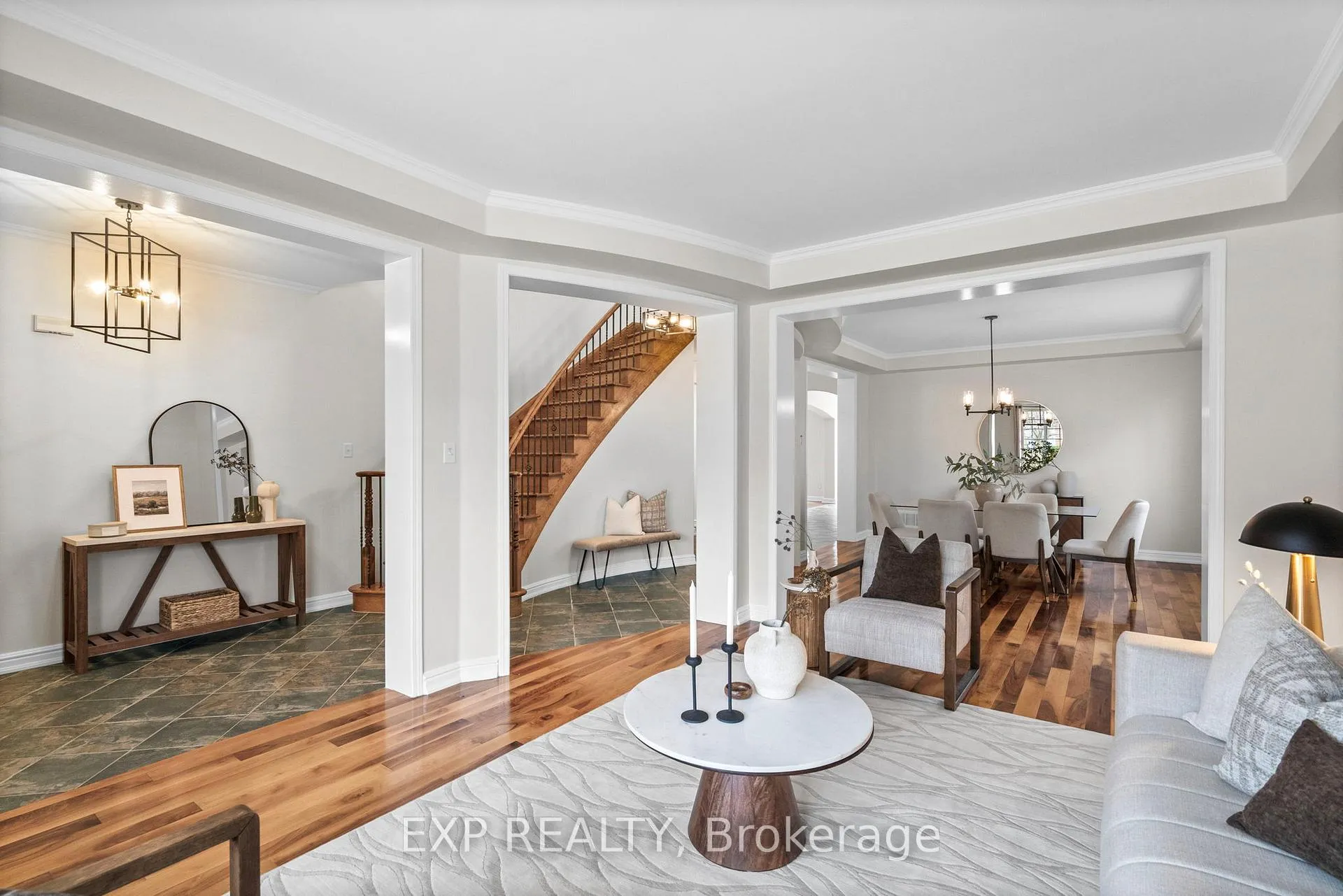 Photo 7 of 106 Arborglen Drive, Halton Hills, Georgetown — HOMEH