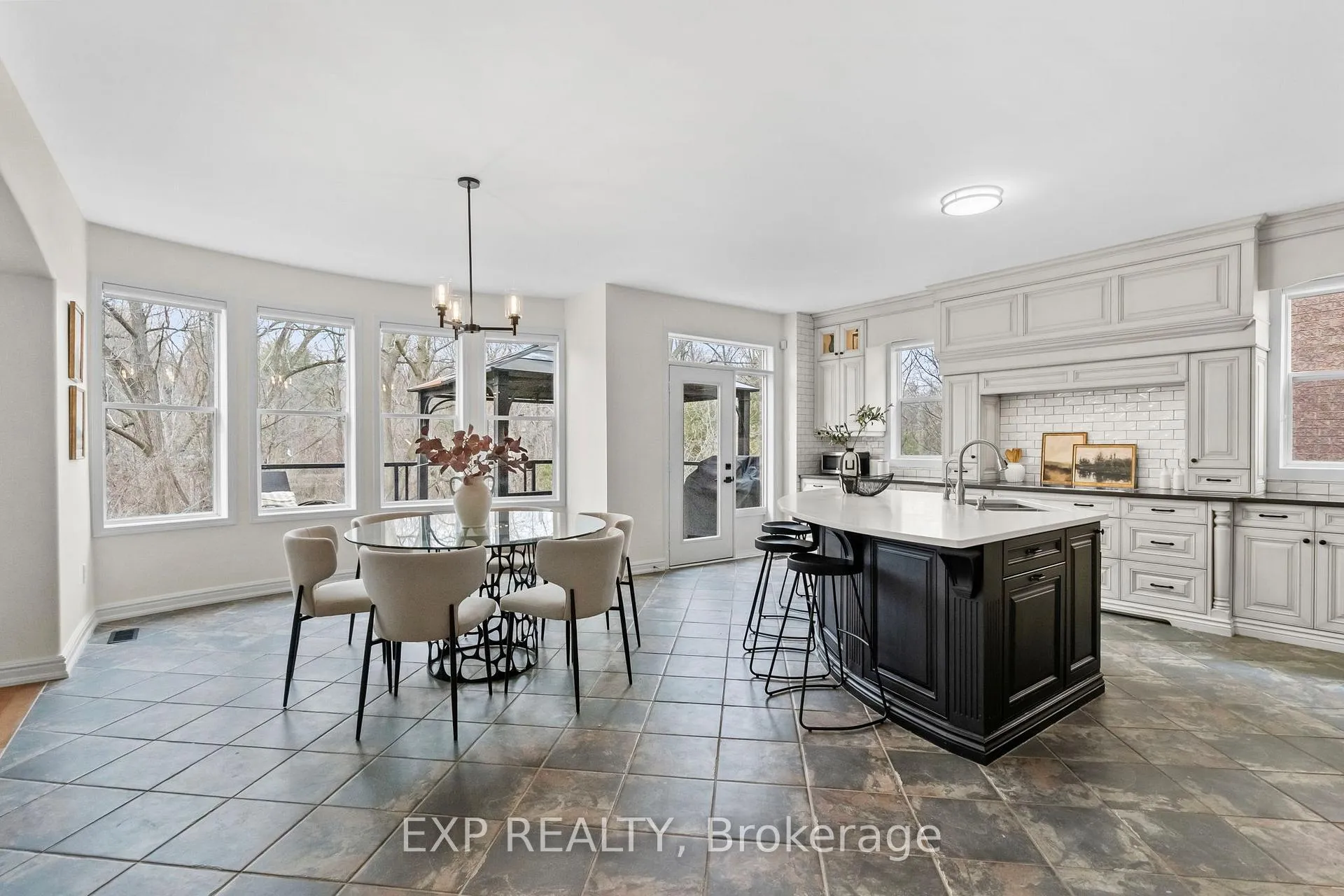 Photo 12 of 106 Arborglen Drive, Halton Hills, Georgetown — HOMEH