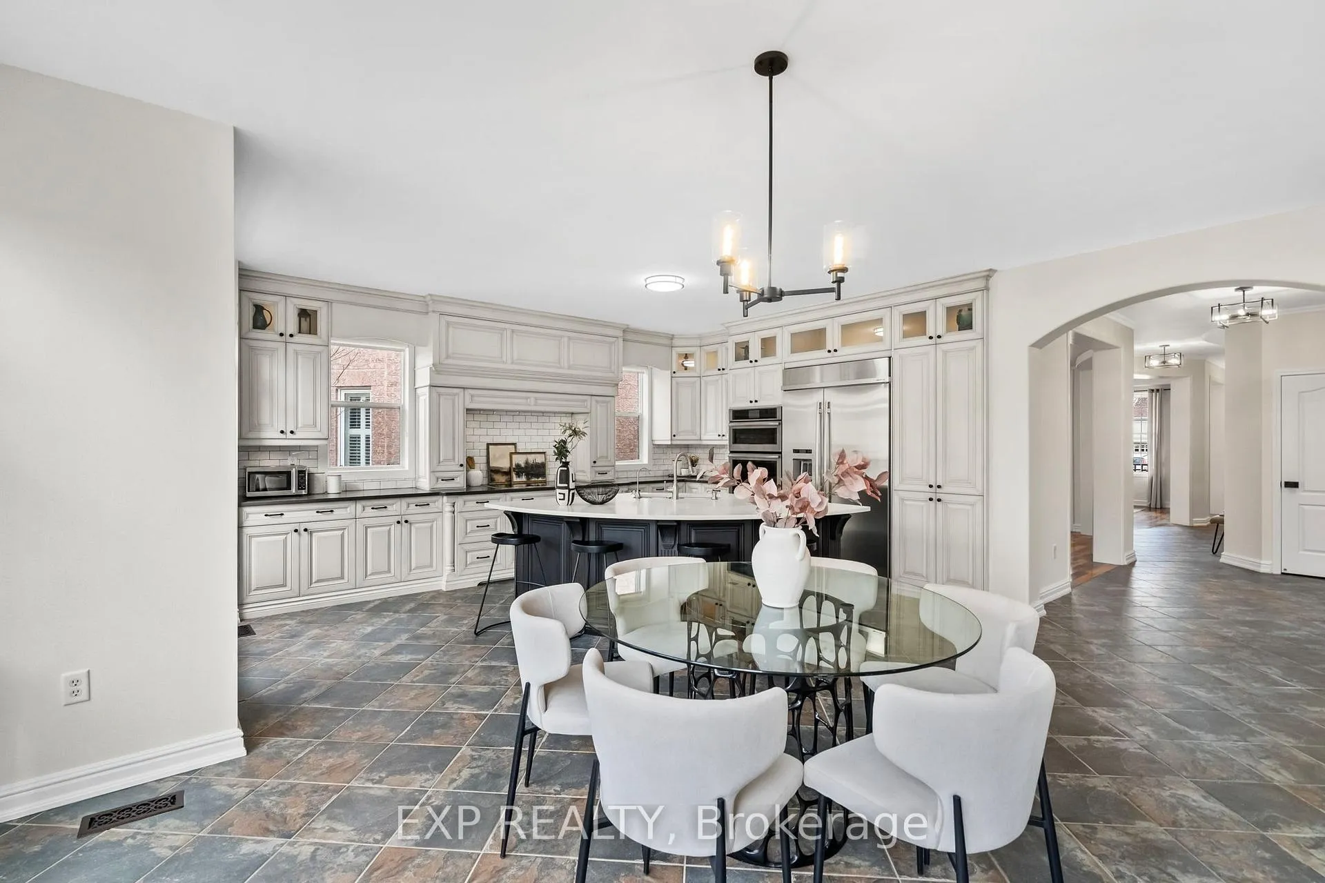 Photo 14 of 106 Arborglen Drive, Halton Hills, Georgetown — HOMEH