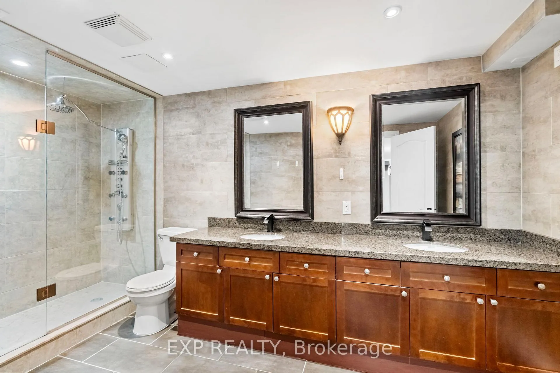Photo 39 of 106 Arborglen Drive, Halton Hills, Georgetown — HOMEH