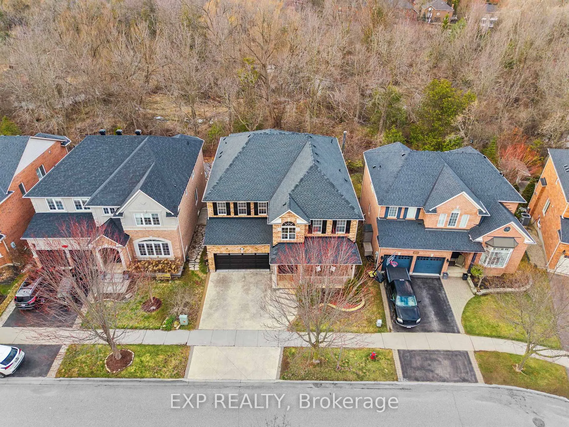 Photo 49 of 106 Arborglen Drive, Halton Hills, Georgetown — HOMEH