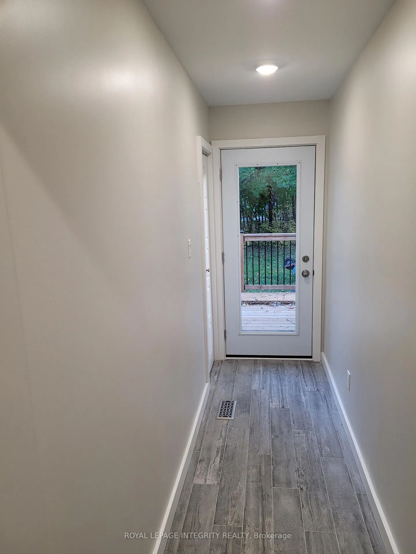 Photo 5 of 2748 Moncton Road, Ottawa, Queensway Terrace North — HOMEH
