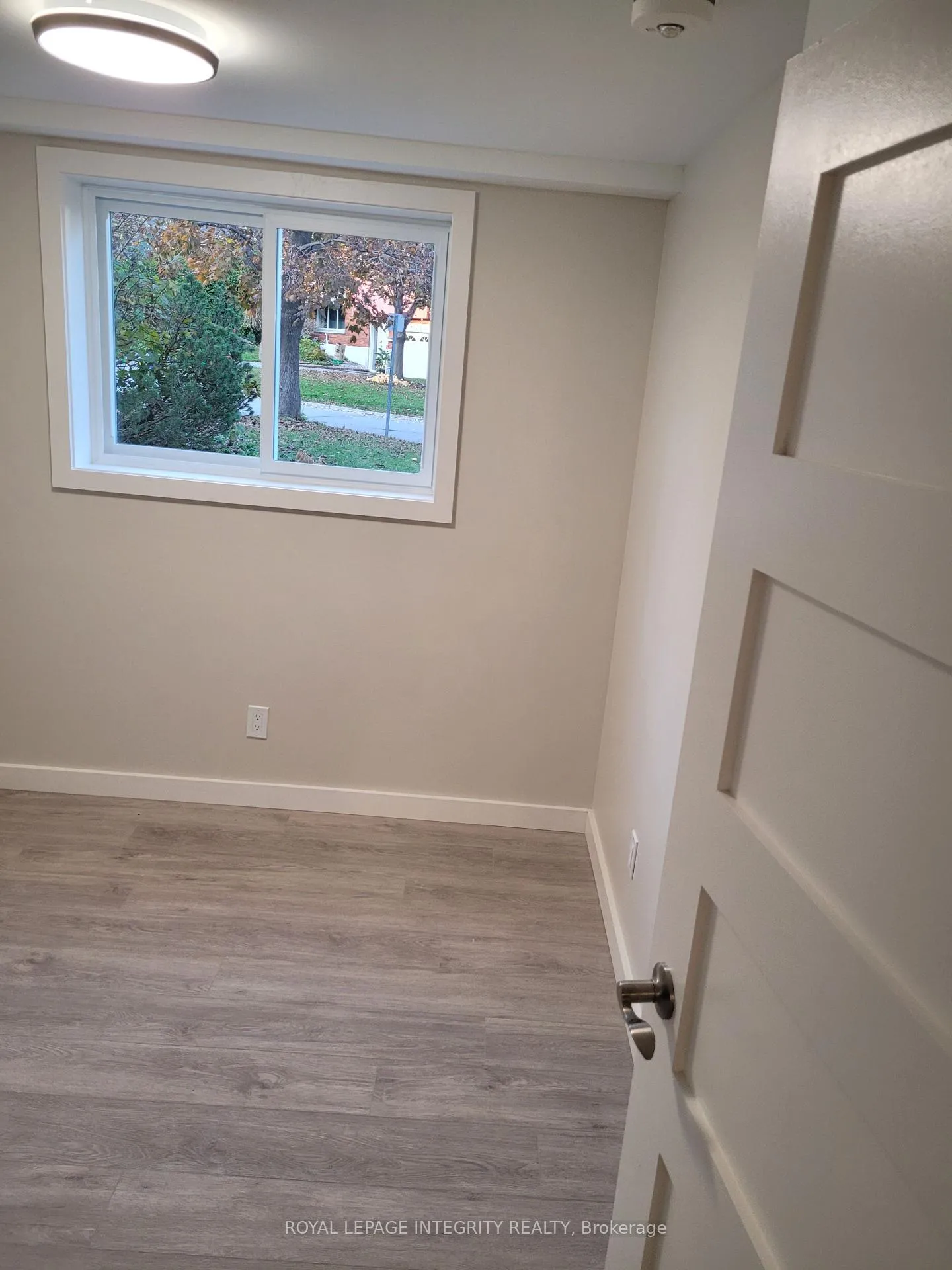 Photo 9 of 2748 Moncton Road, Ottawa, Queensway Terrace North — HOMEH