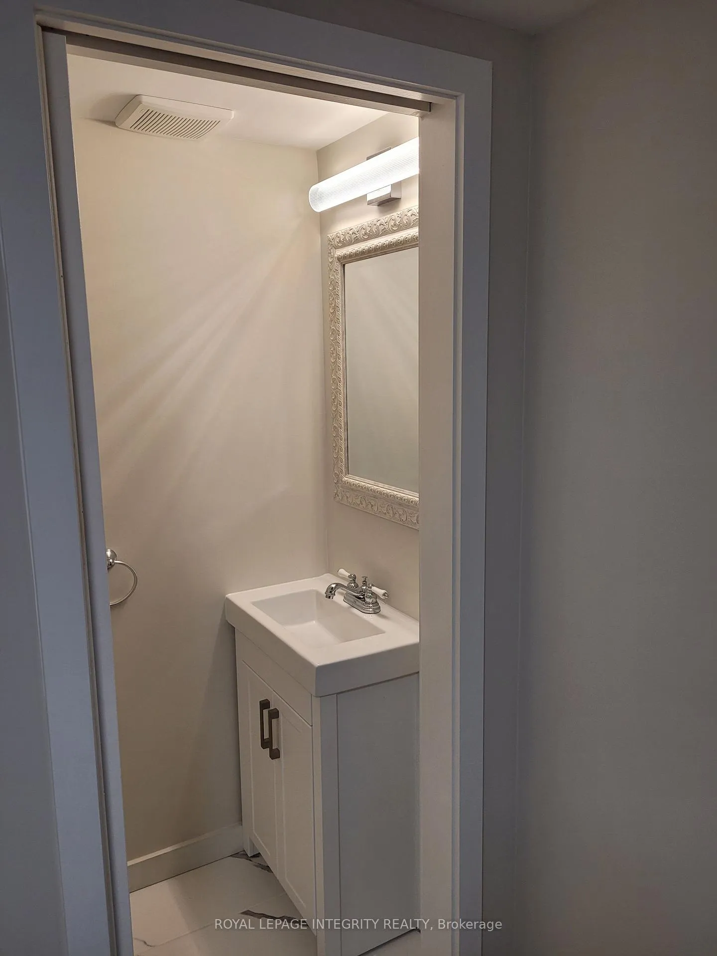 Photo 11 of 2748 Moncton Road, Ottawa, Queensway Terrace North — HOMEH