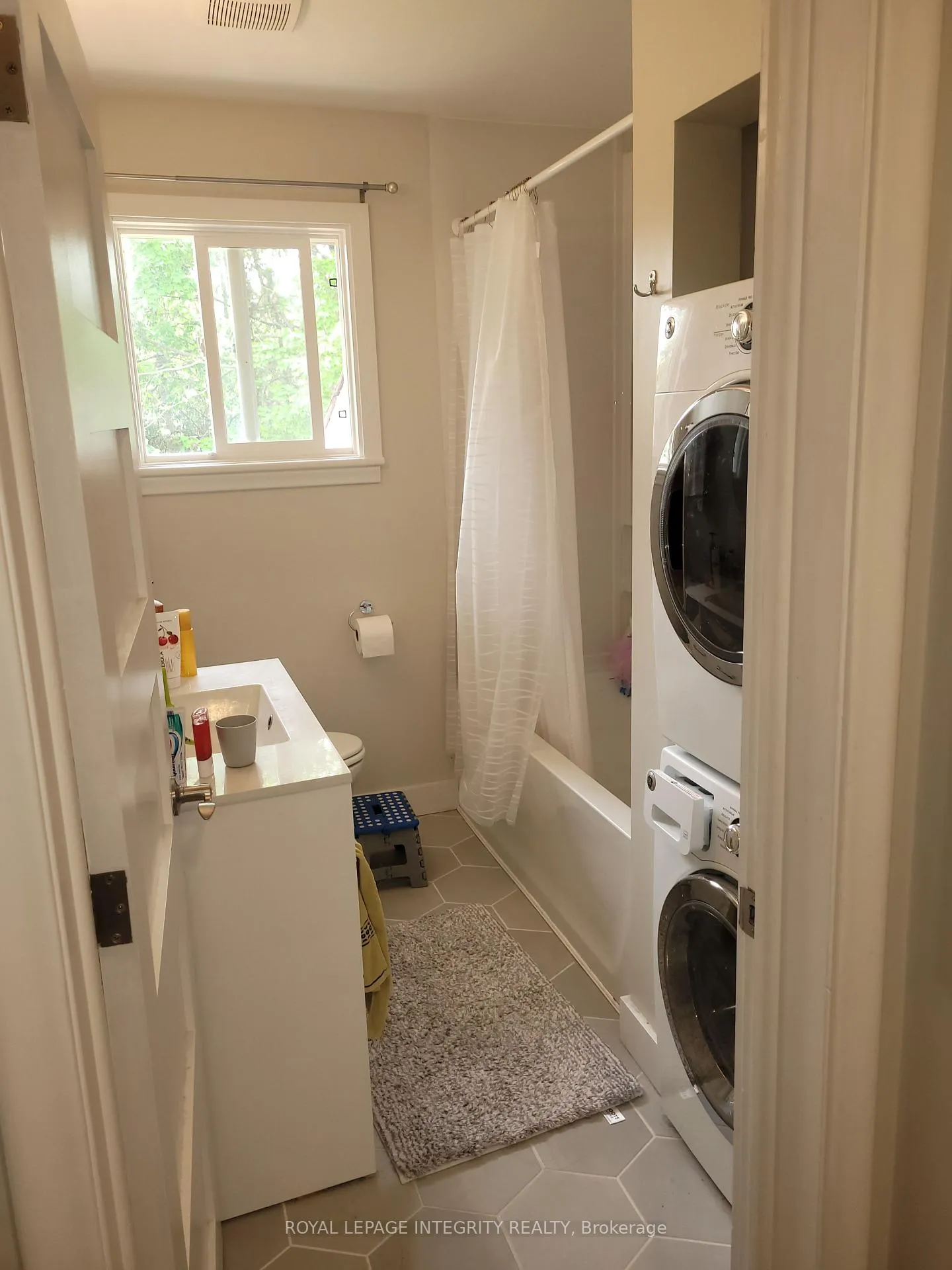 Photo 14 of 2748 Moncton Road, Ottawa, Queensway Terrace North — HOMEH