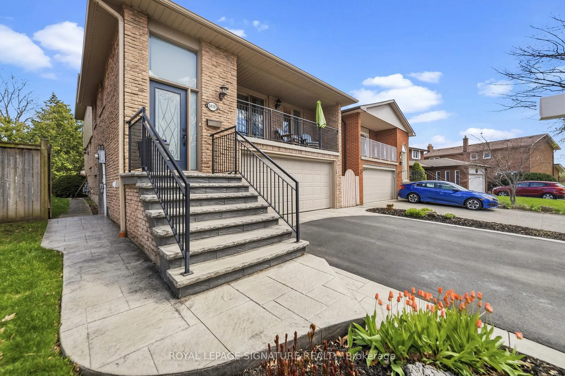 Photo 2 of 1426 Kimberley Drive, Oakville, Falgarwood — HOMEH