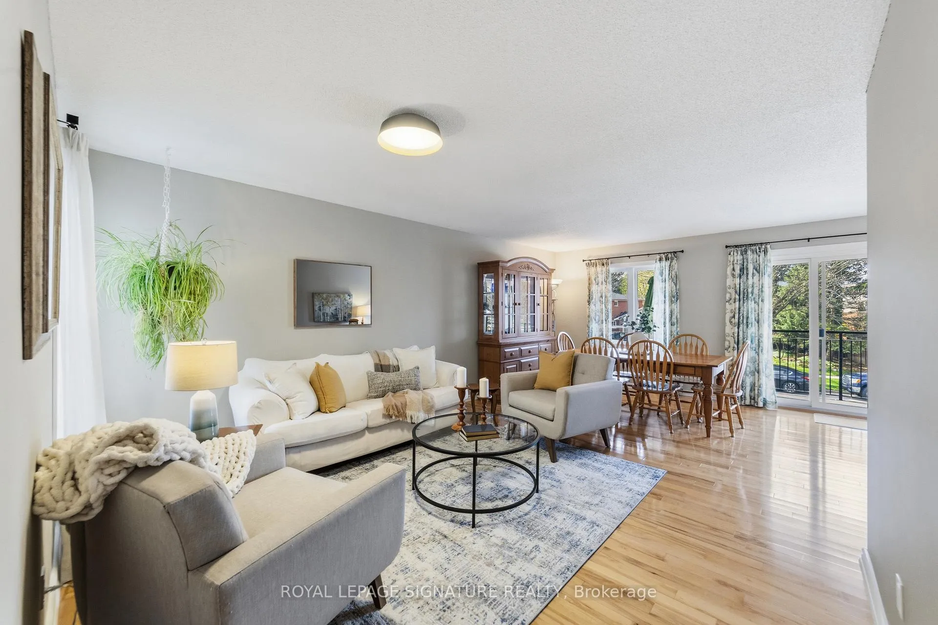 Photo 8 of 1426 Kimberley Drive, Oakville, Falgarwood — HOMEH