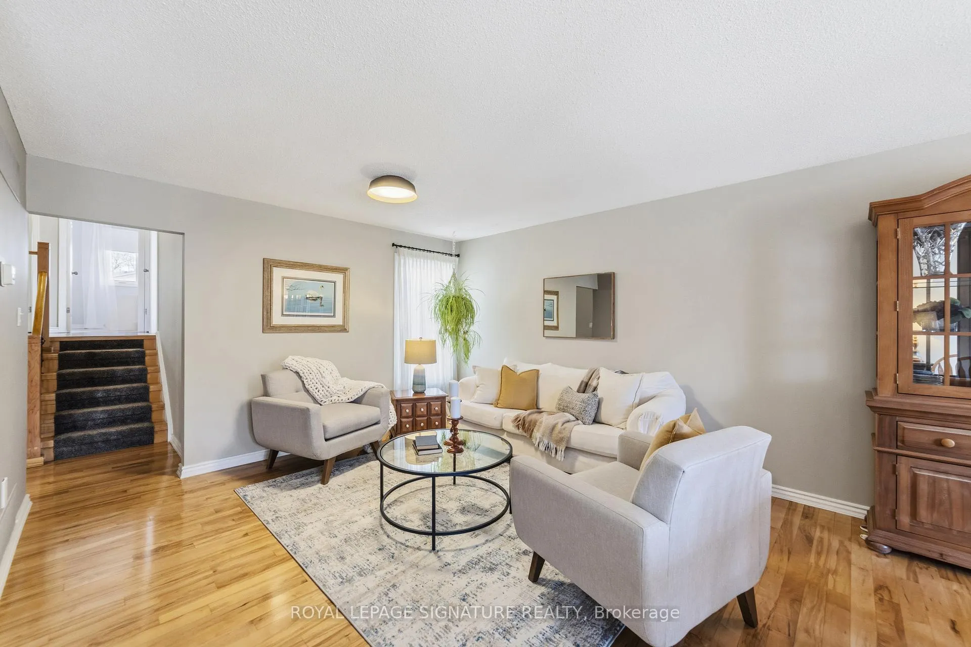 Photo 9 of 1426 Kimberley Drive, Oakville, Falgarwood — HOMEH
