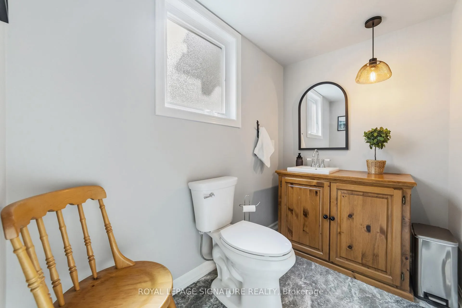 Photo 26 of 1426 Kimberley Drive, Oakville, Falgarwood — HOMEH