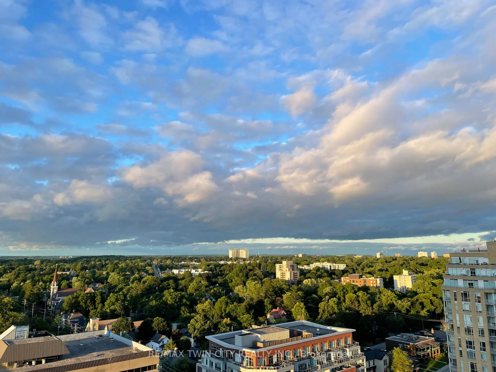 Photo 5 of Unit 1504, 181 King Street S, Waterloo — HOMEH