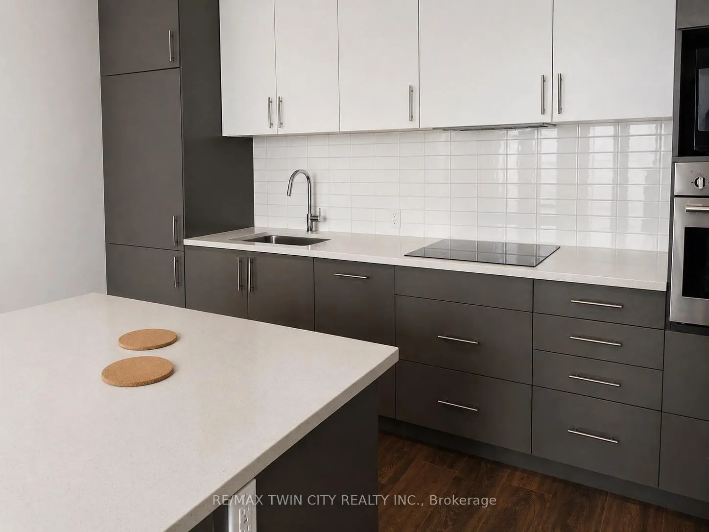 Photo 7 of Unit 1504, 181 King Street S, Waterloo — HOMEH