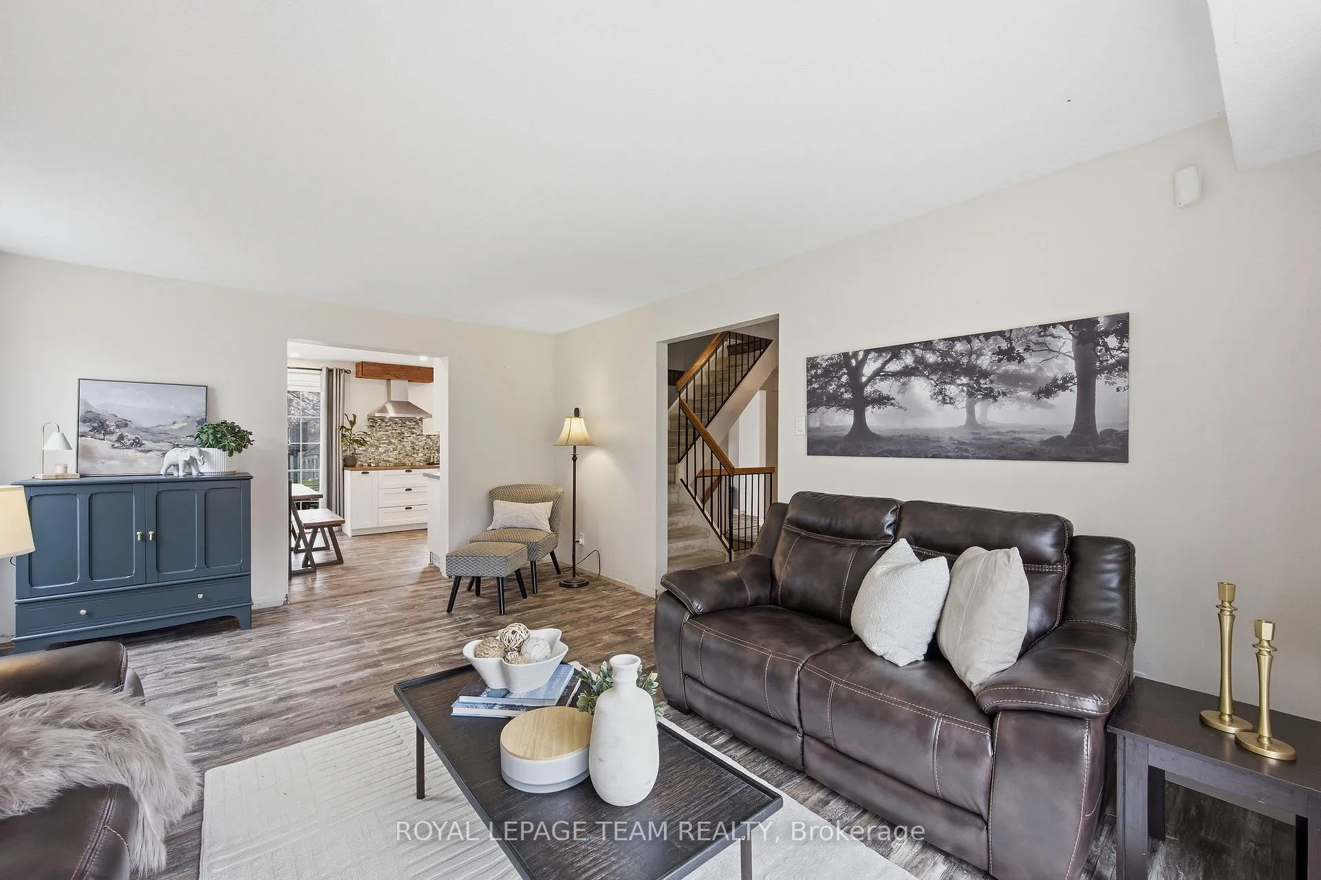Photo 7 of 136 Malvern Drive, Ottawa, Barrhaven - Pheasant Run — HOMEH