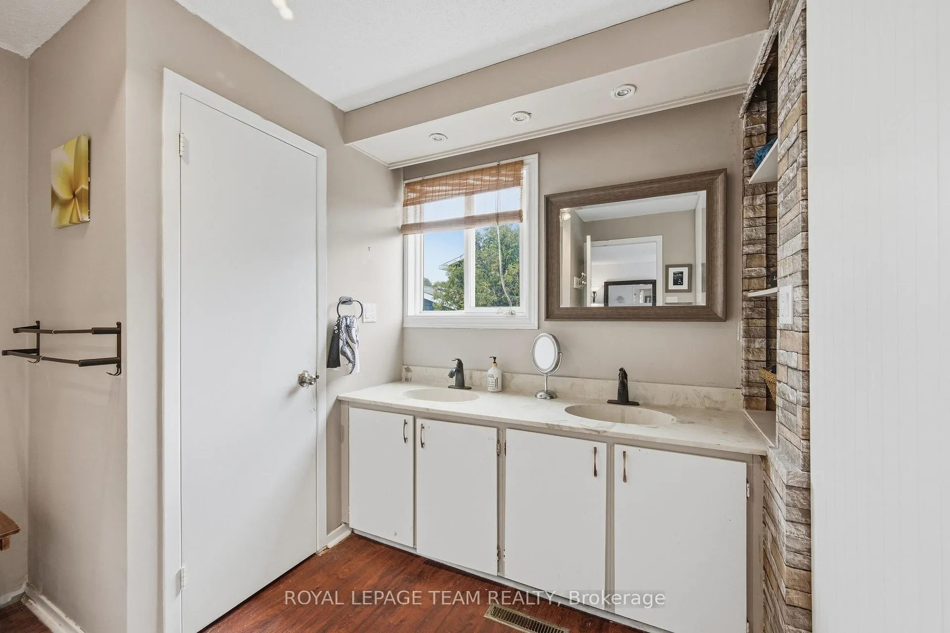 Photo 27 of 136 Malvern Drive, Ottawa, Barrhaven - Pheasant Run — HOMEH