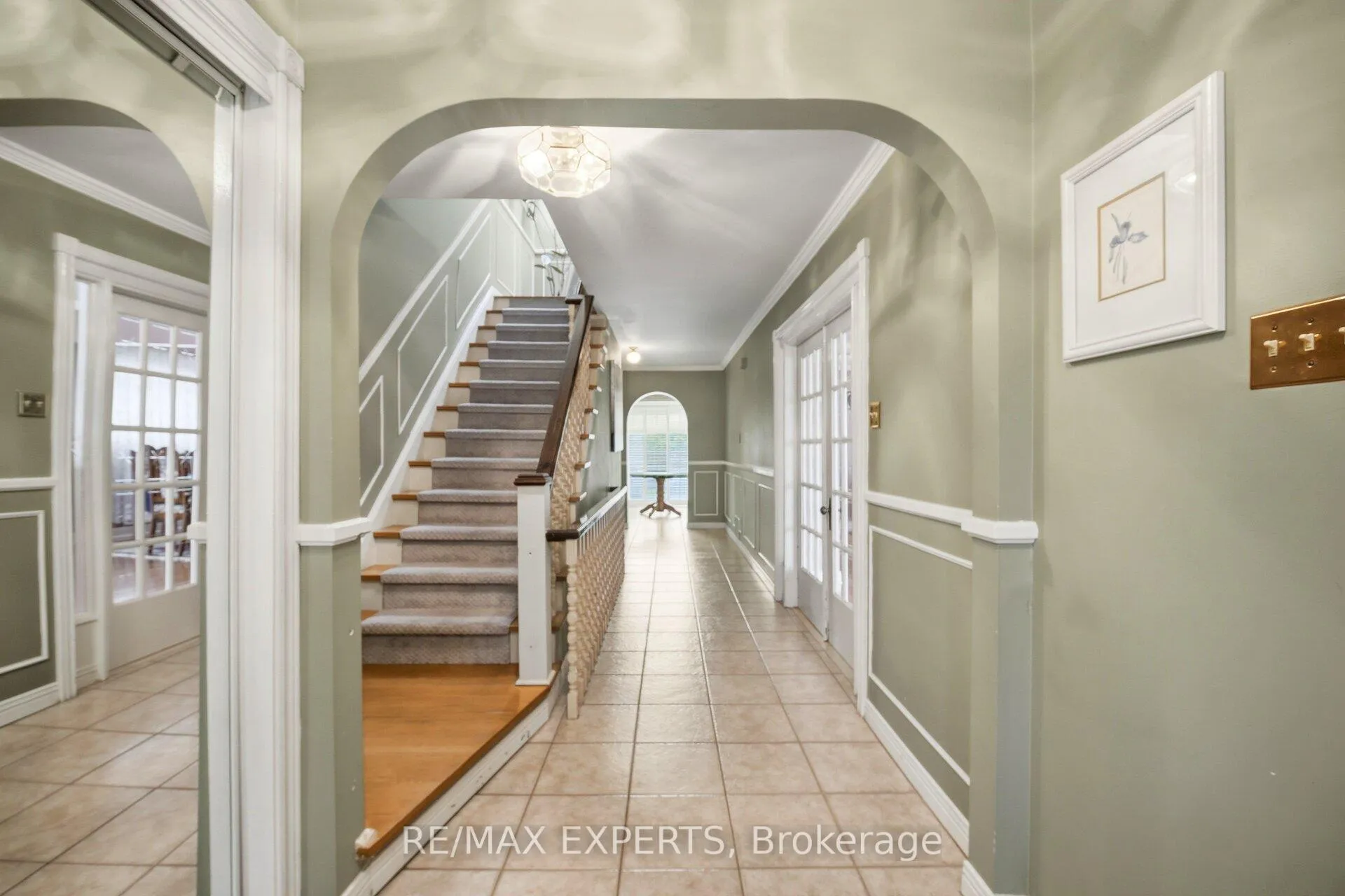Photo 8 of 479 Louis Drive, Mississauga, Cooksville — HOMEH