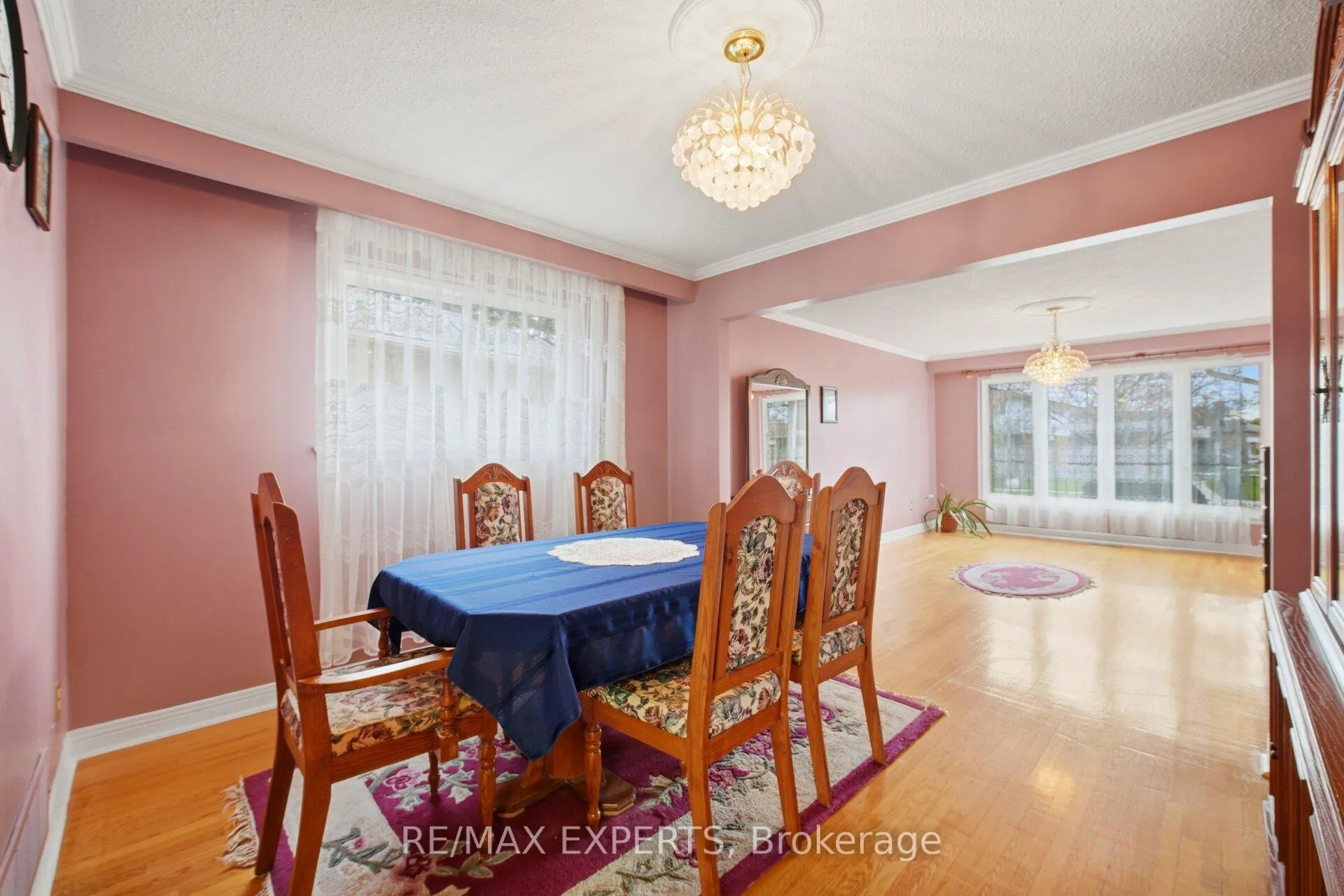 Photo 13 of 479 Louis Drive, Mississauga, Cooksville — HOMEH