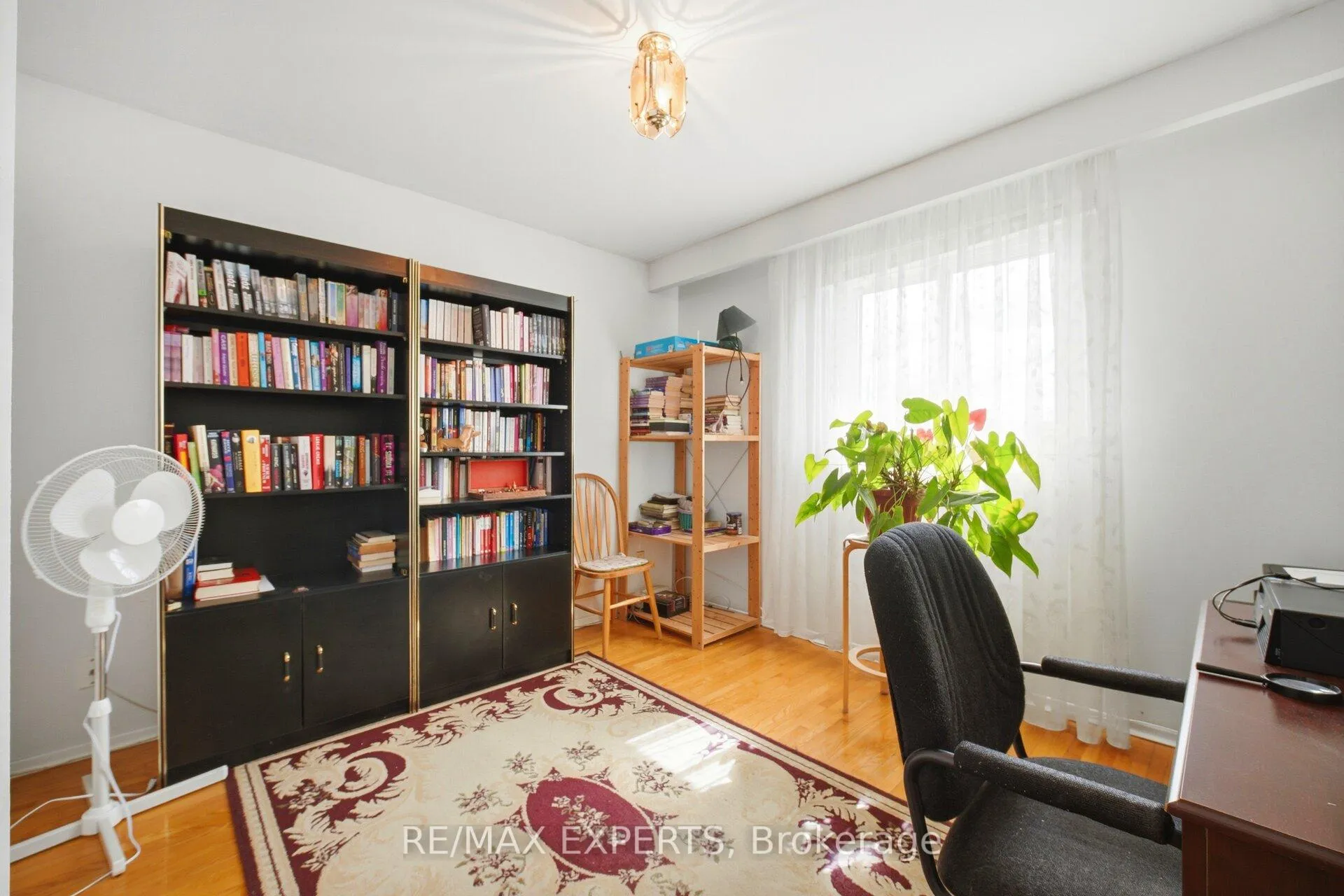 Photo 31 of 479 Louis Drive, Mississauga, Cooksville — HOMEH