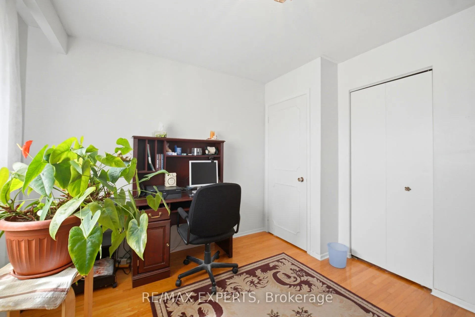 Photo 32 of 479 Louis Drive, Mississauga, Cooksville — HOMEH