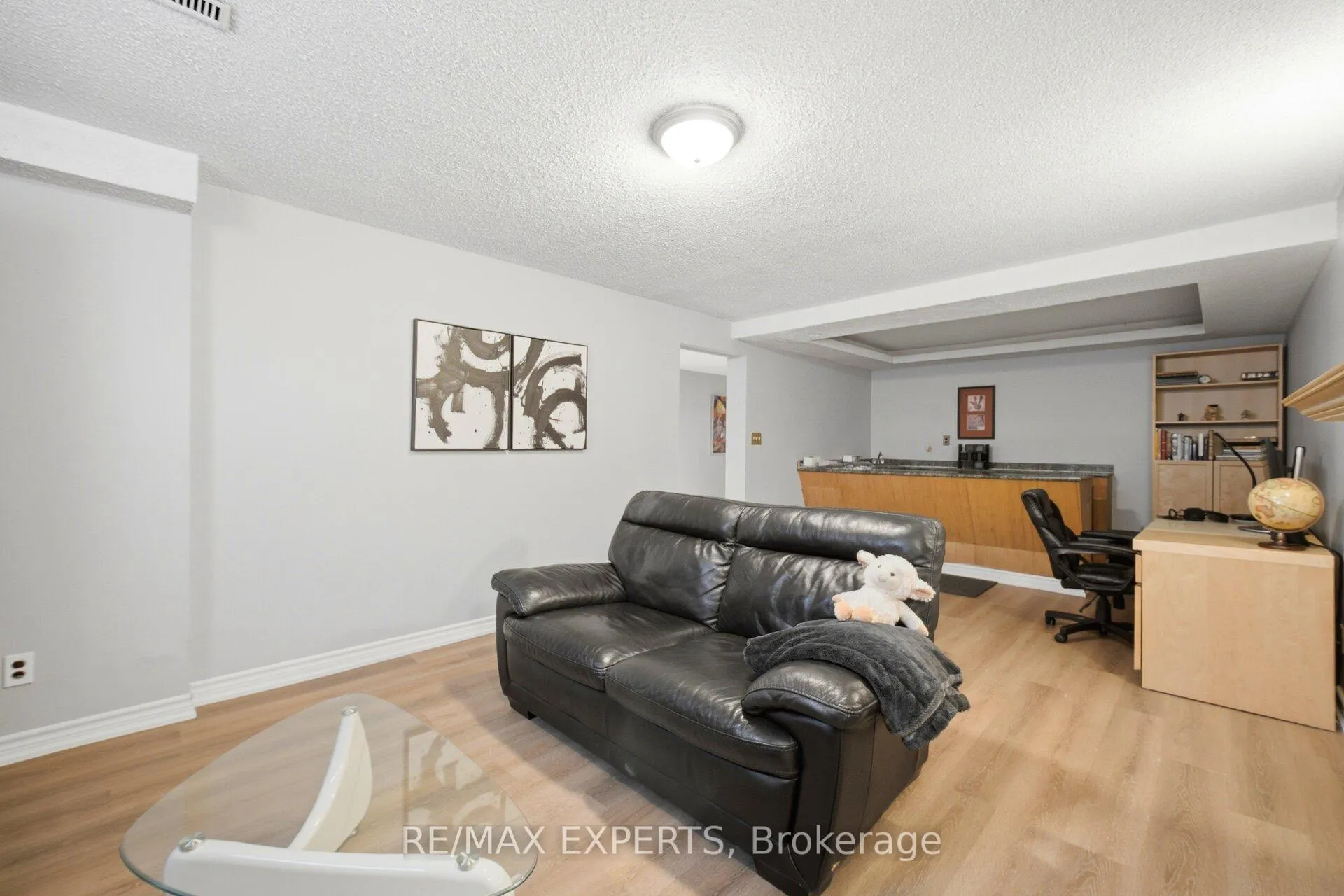 Photo 40 of 479 Louis Drive, Mississauga, Cooksville — HOMEH