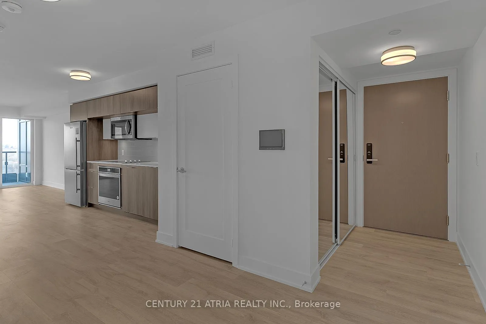 Photo 3 of Unit 1923, 585 Bloorr Street E, Toronto, North St. James Town — HOMEH